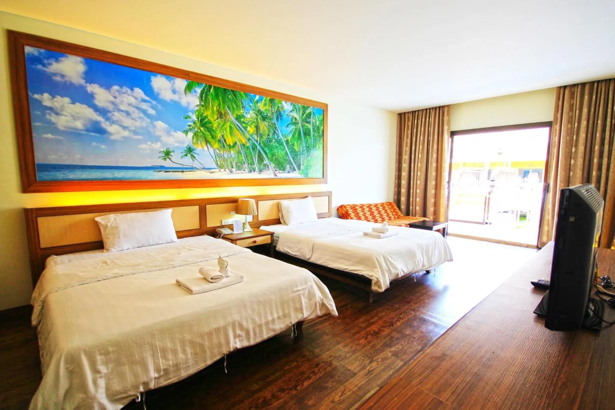 Bed in Chawalun Resort