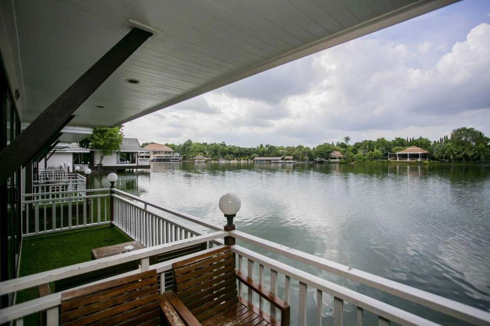 Balcony/Terrace in Chawalun Resort