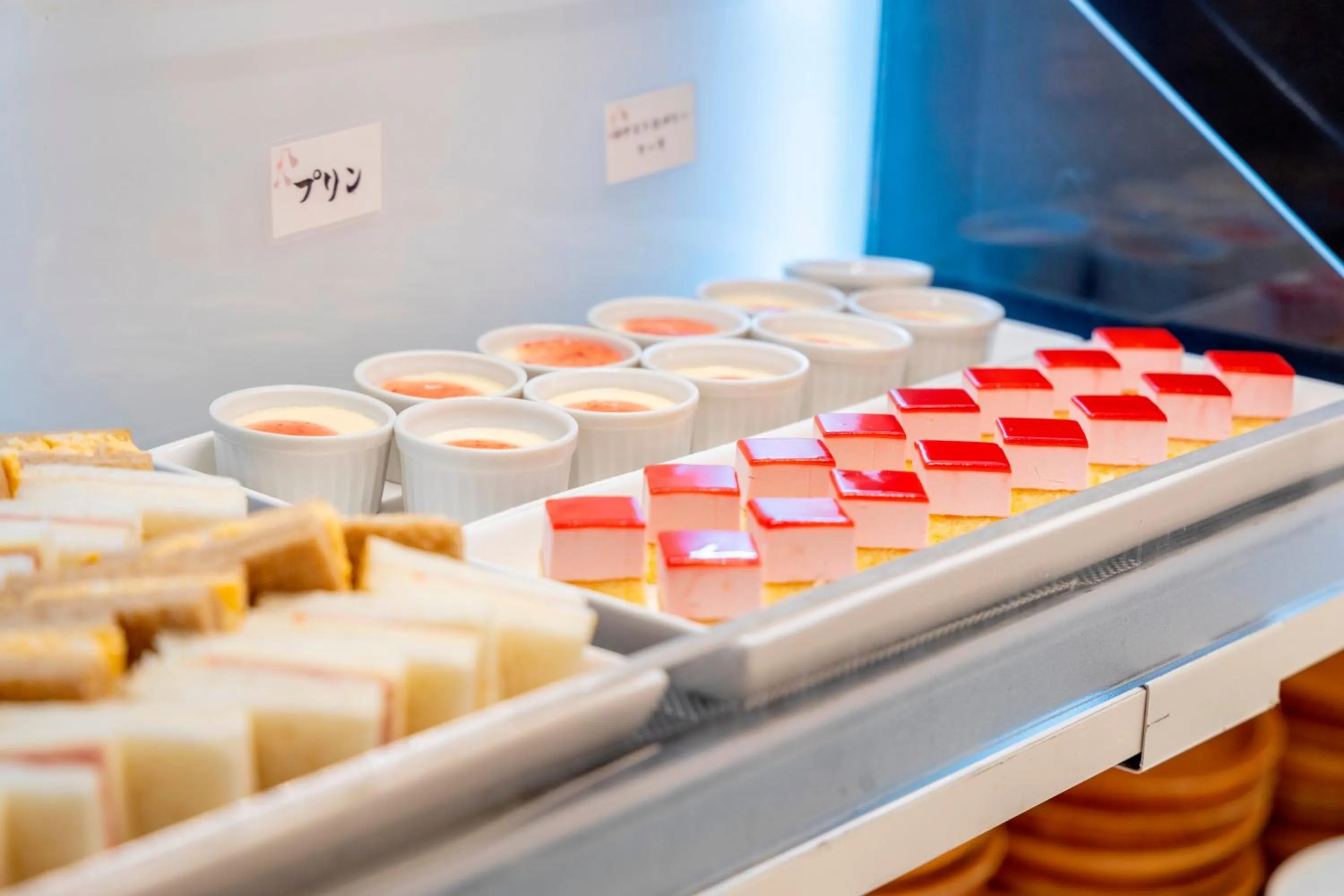 Buffet breakfast in DogoYaya