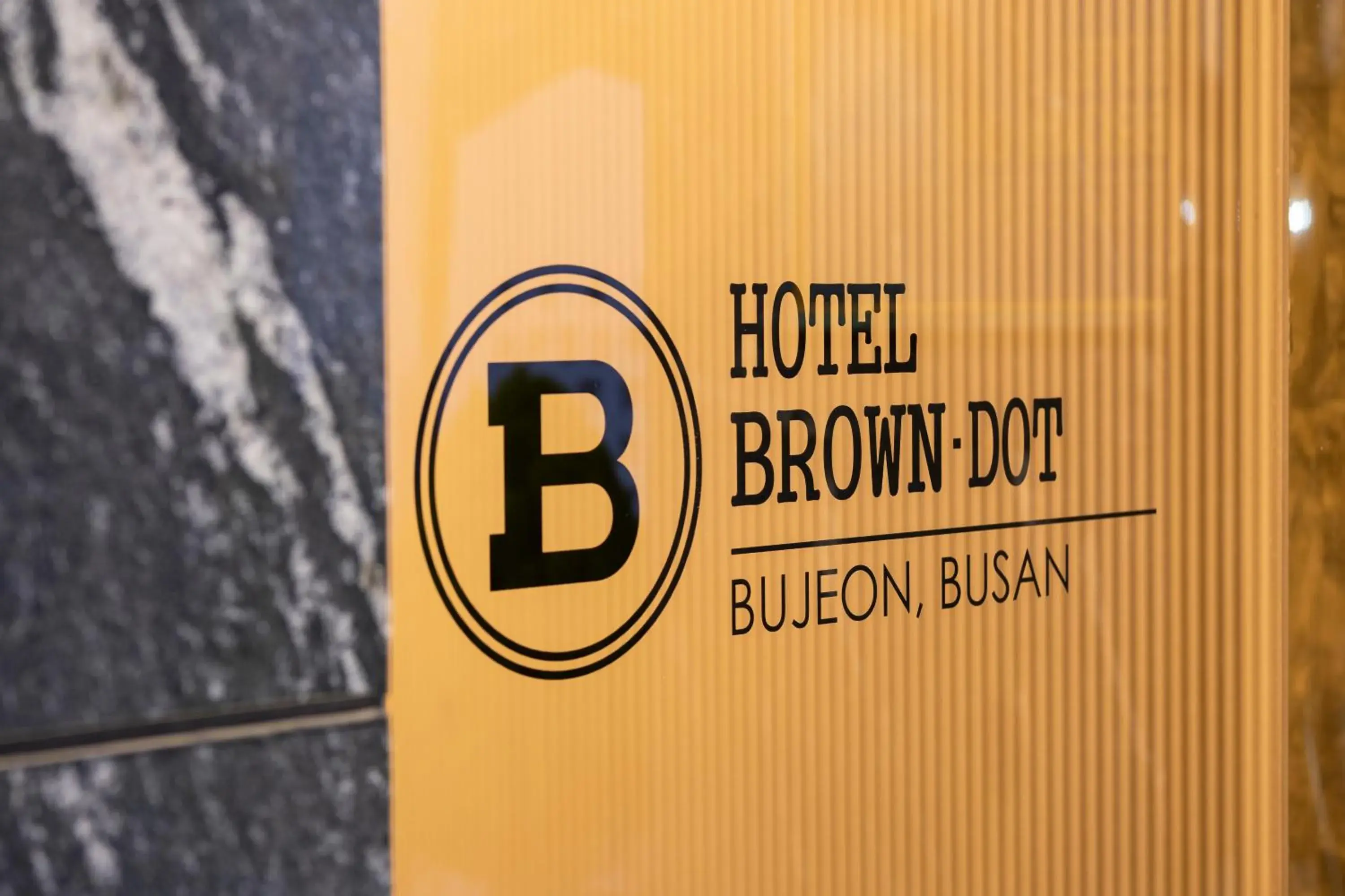 Facade/entrance in Browndot Business Seomyeon Facade/entrance in Browndot Business Seomyeon