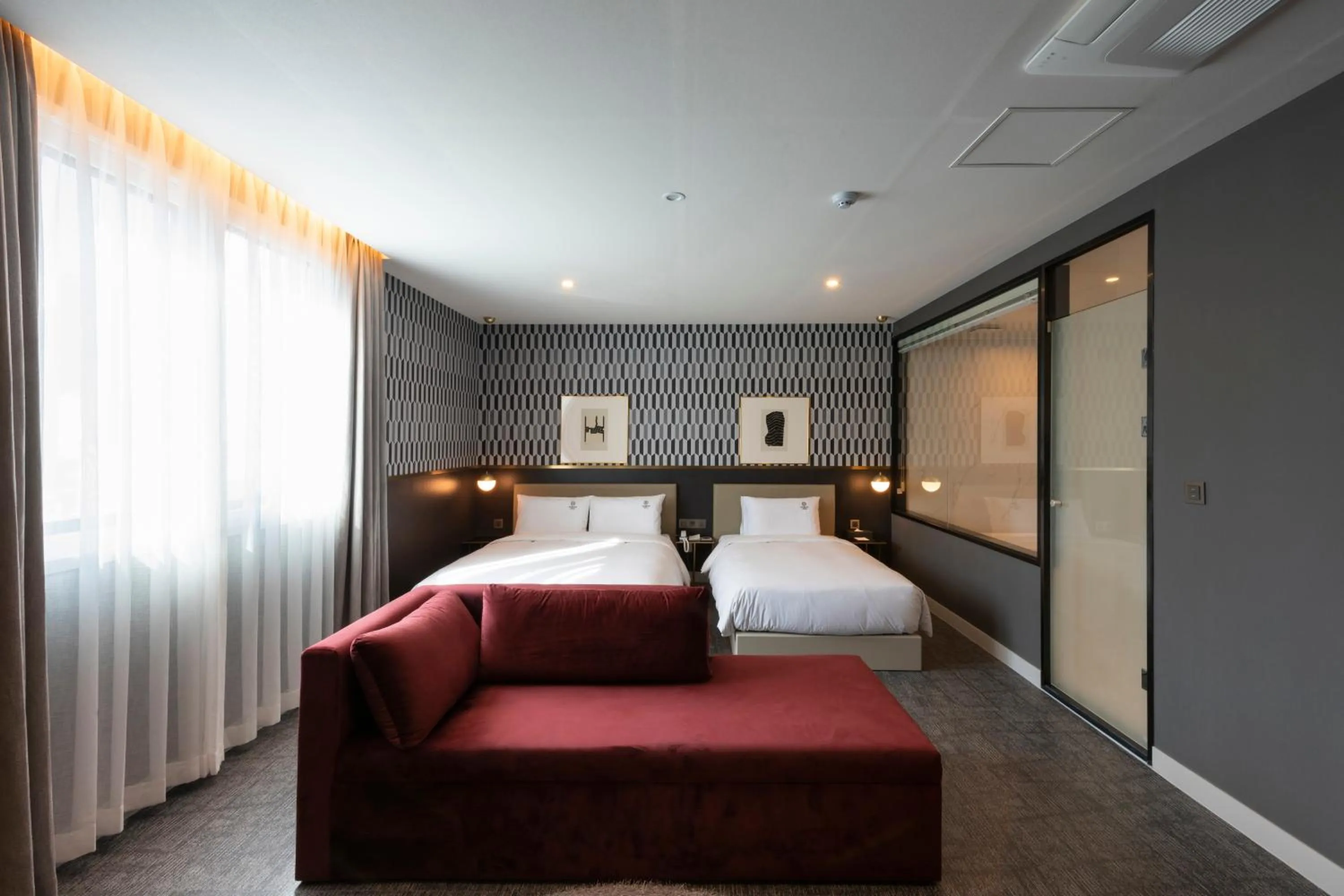 Seating area, Bed in Browndot Business Seomyeon