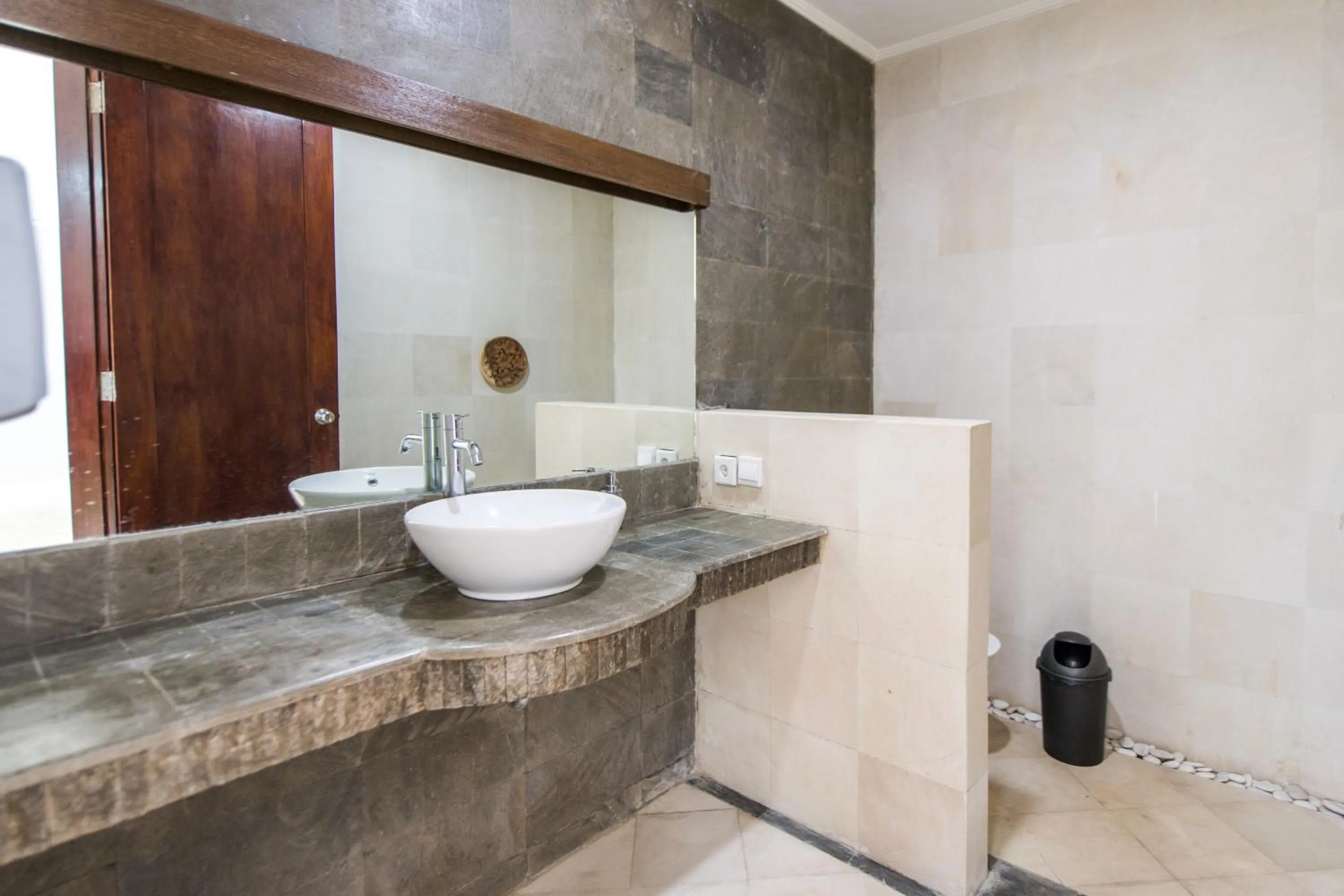 Shower in Villa Maiara