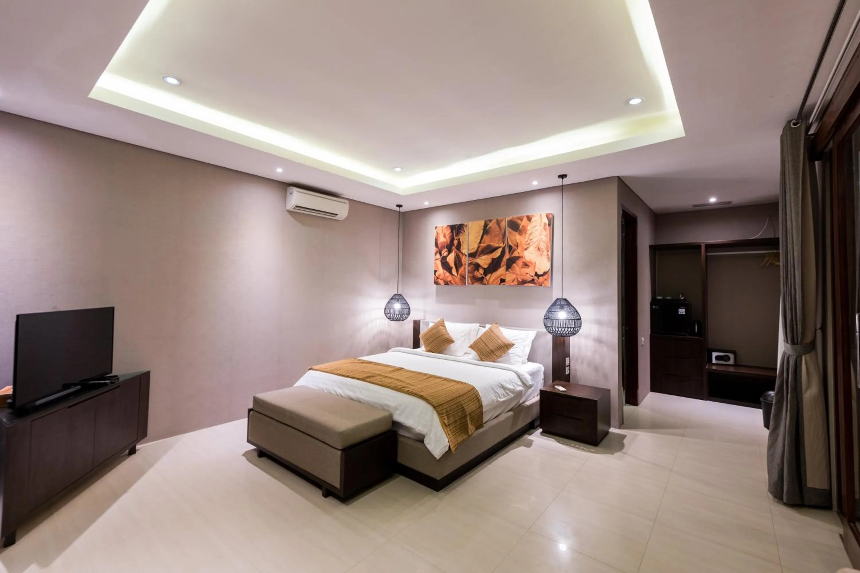 Photo of the whole room in Villa Maiara