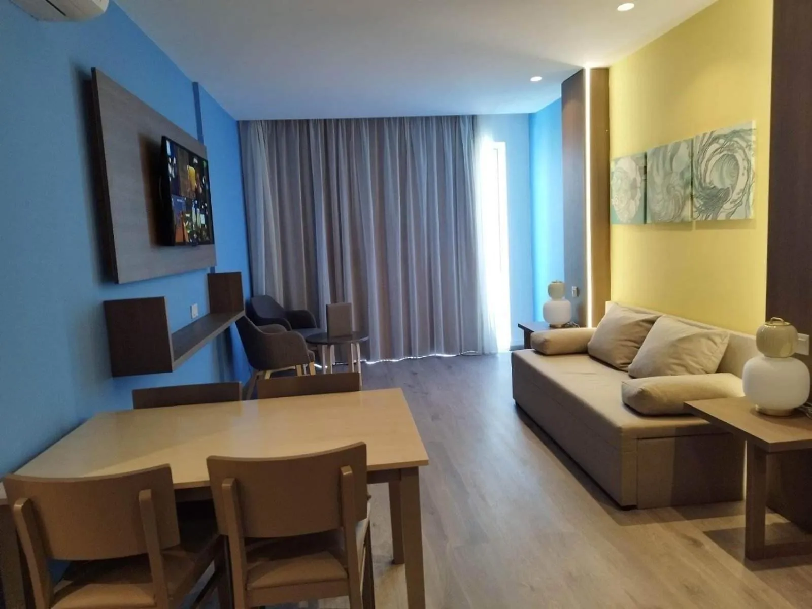 Seating area in Melini Hotel Suites