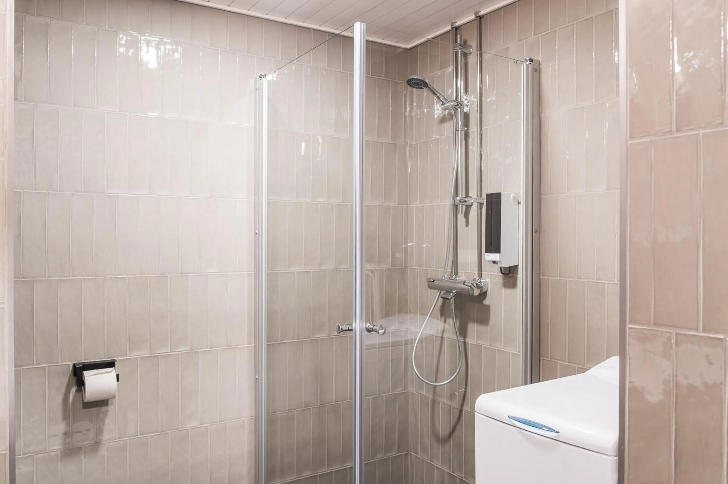 Bathroom in Forenom Aparthotel Turku