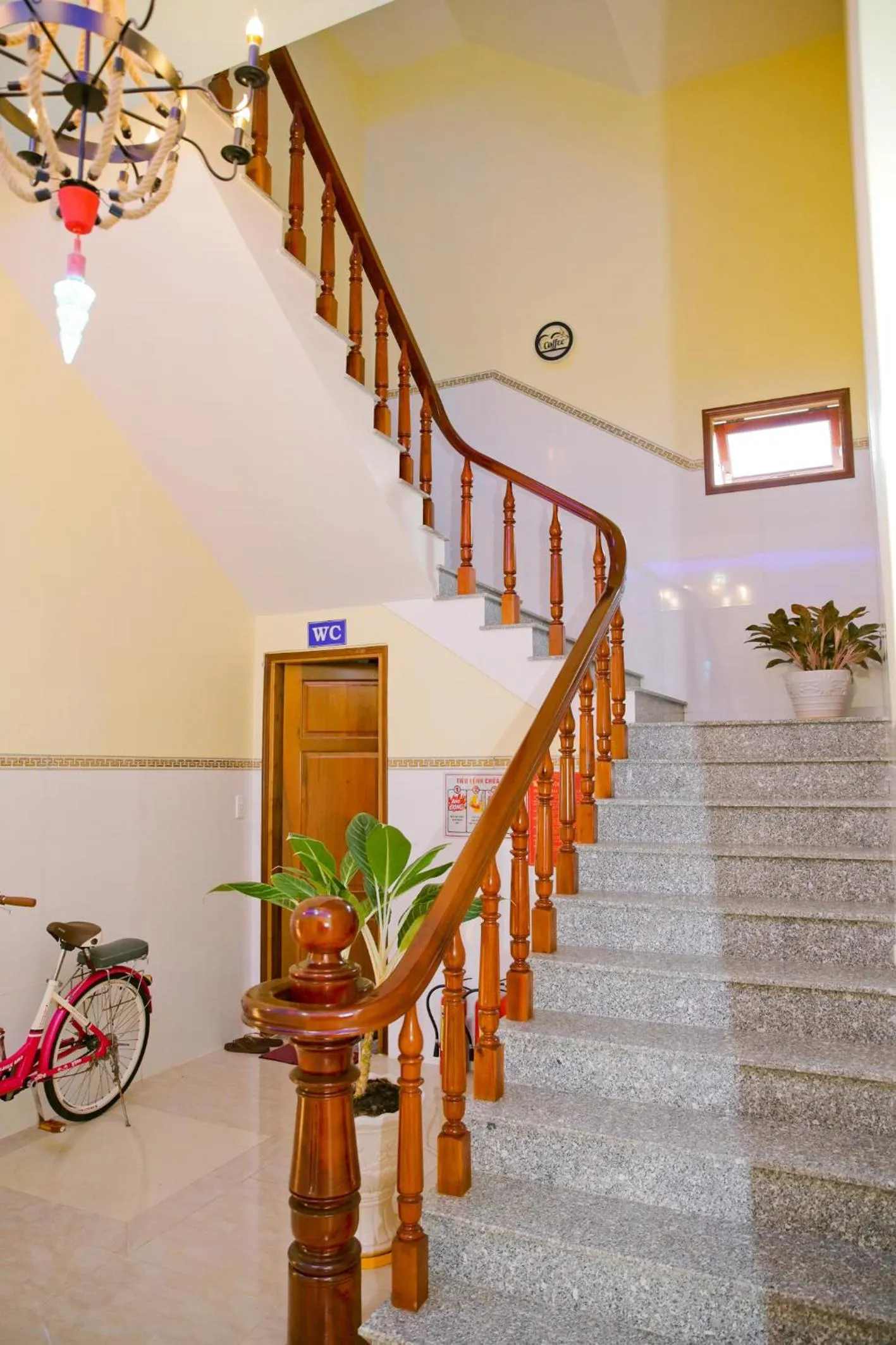 Nhà Nghỉ Quê Ló