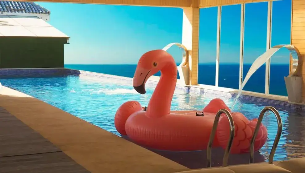 Swimming pool in Mandarin Palace Hotel & Spa Swimming pool in Mandarin Palace Hotel & Spa