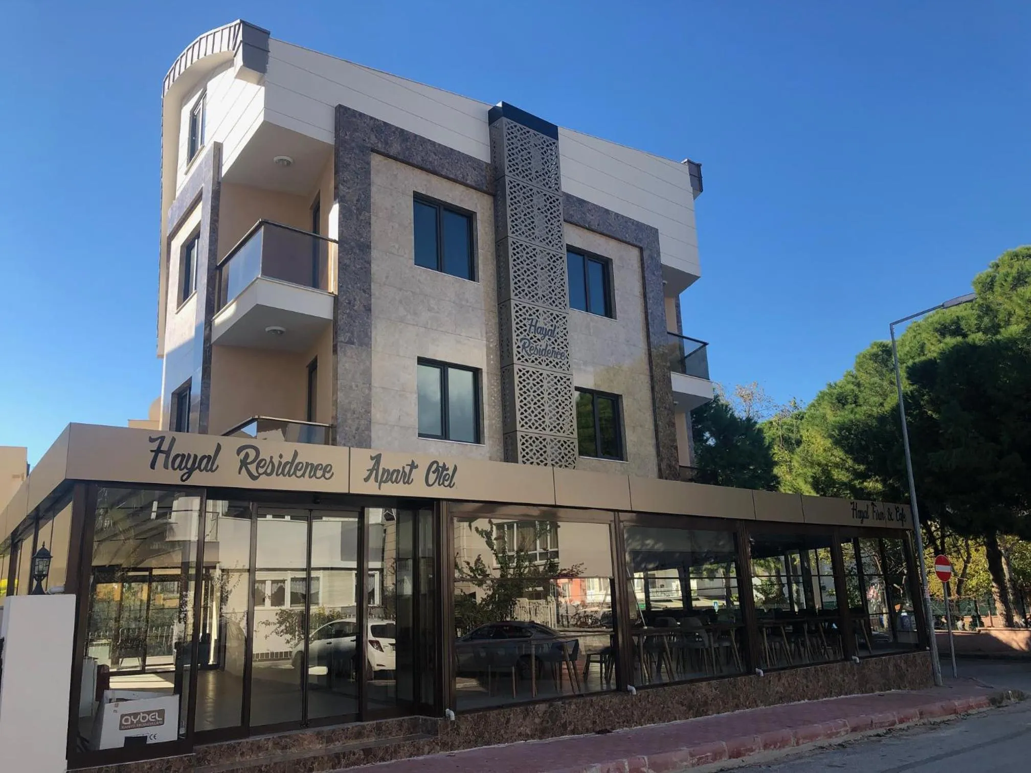 Facade/entrance in Hayal Residence Apart Otel