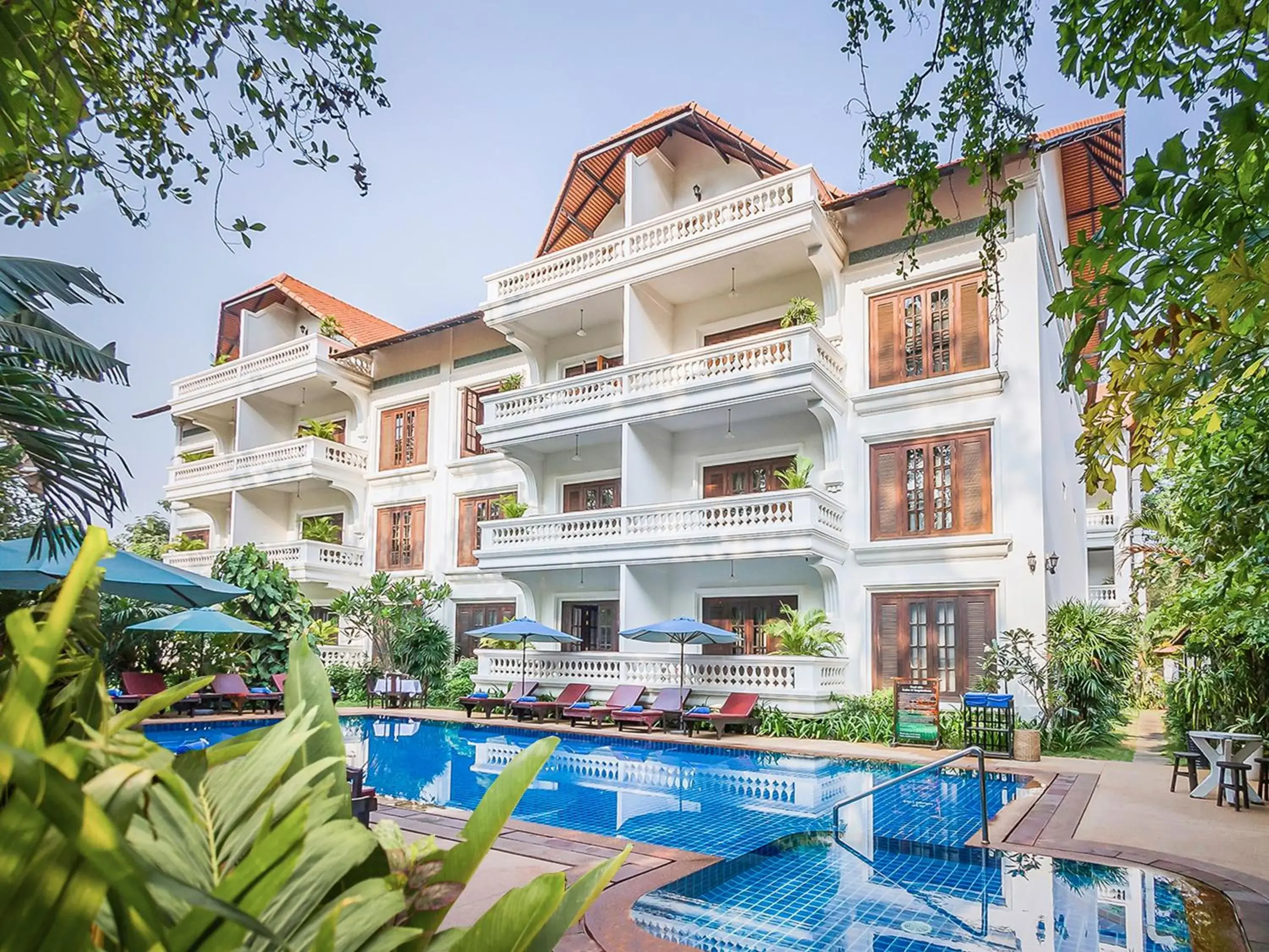 Property building in Chateau d'Angkor La Residence Property building in Chateau d'Angkor La Residence