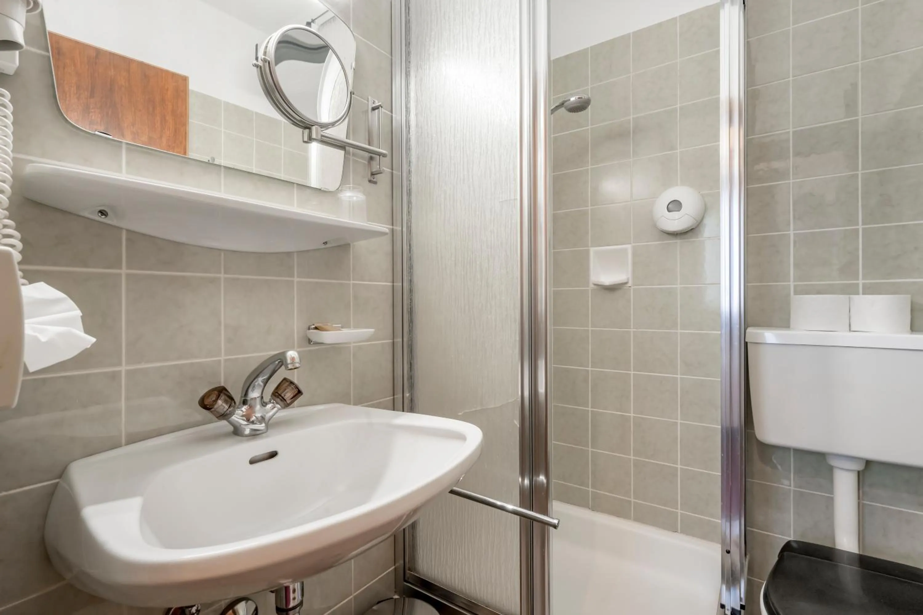 Bathroom in Pension Almrausch