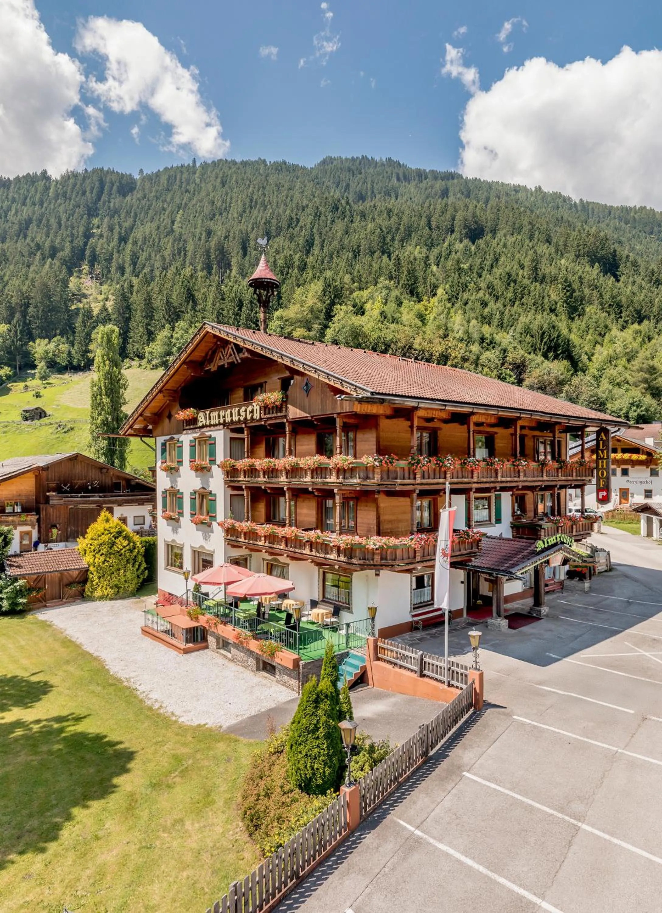 Property building in Pension Almrausch