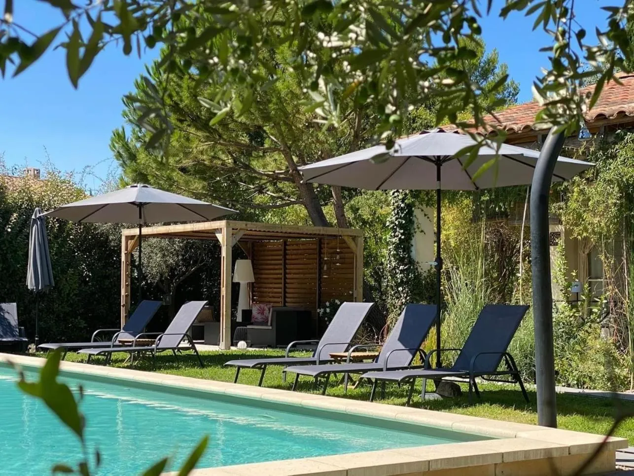 Pool view in Le Jardin de Lau