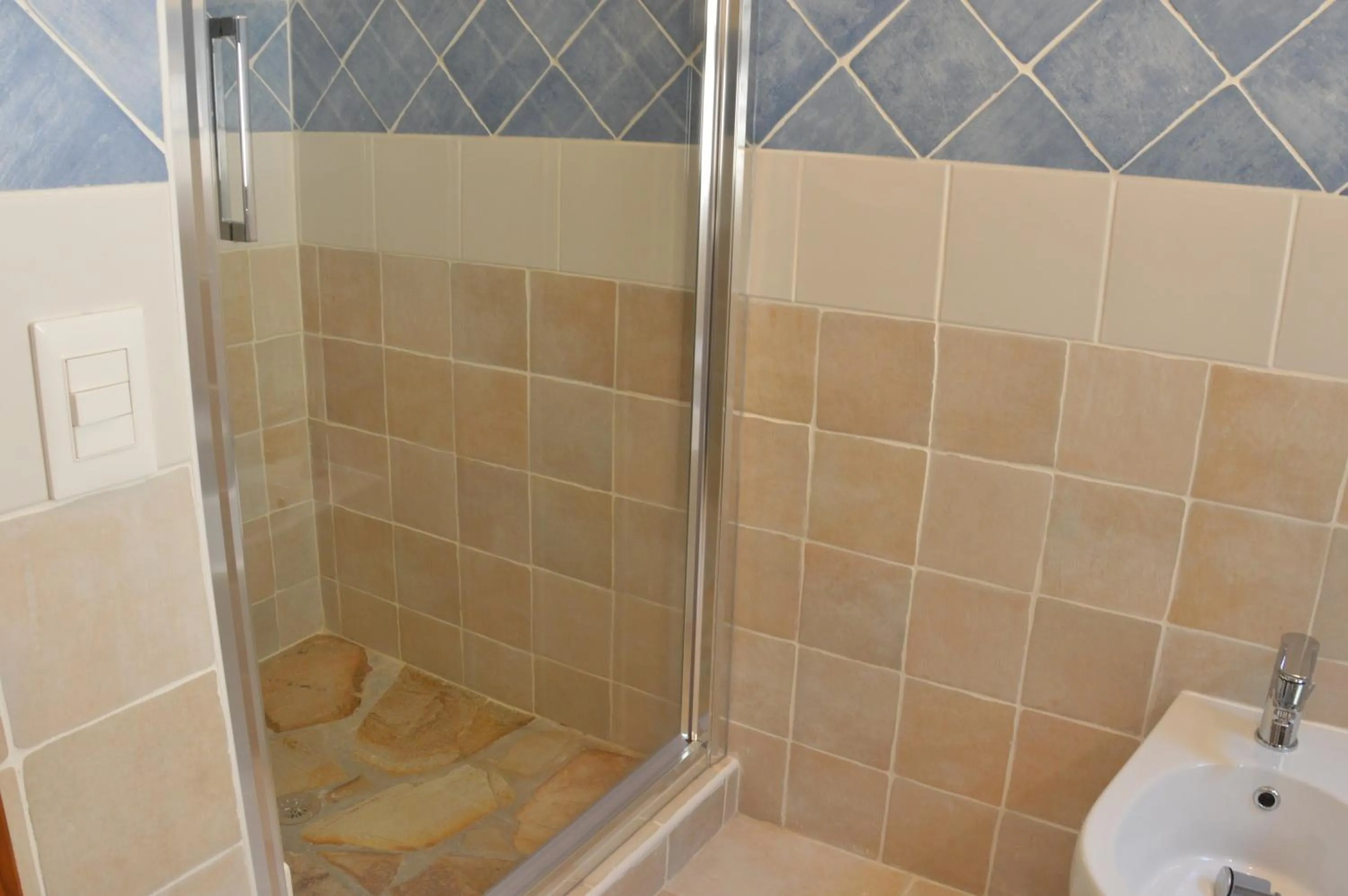 Shower in CASE BELVEDERE
