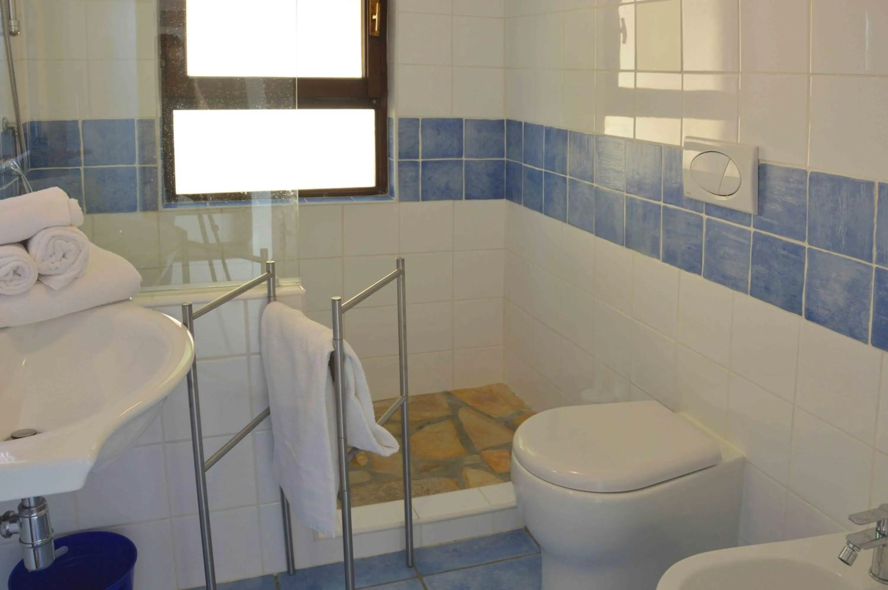 Shower in CASE BELVEDERE