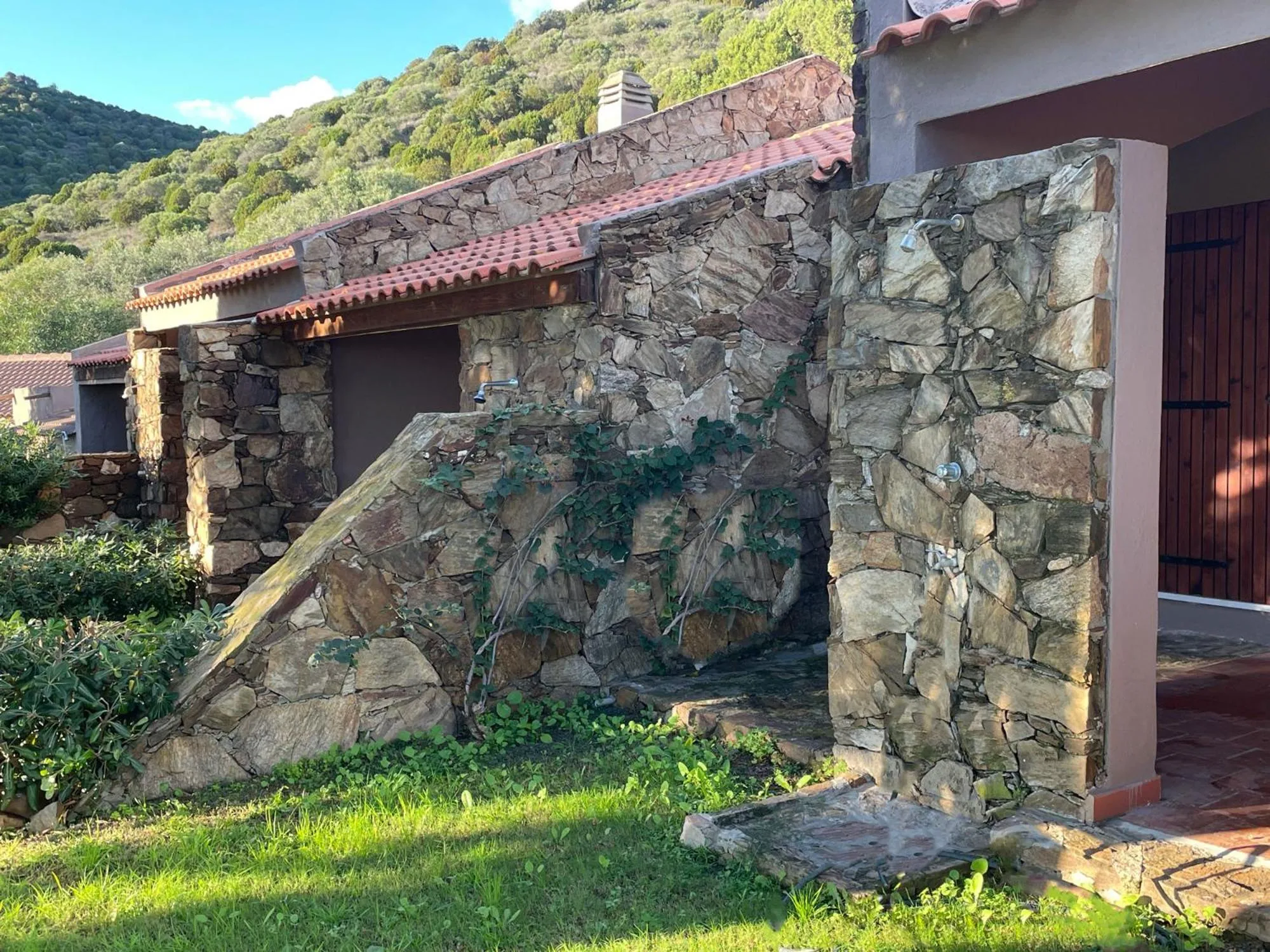 Property building in CASE BELVEDERE