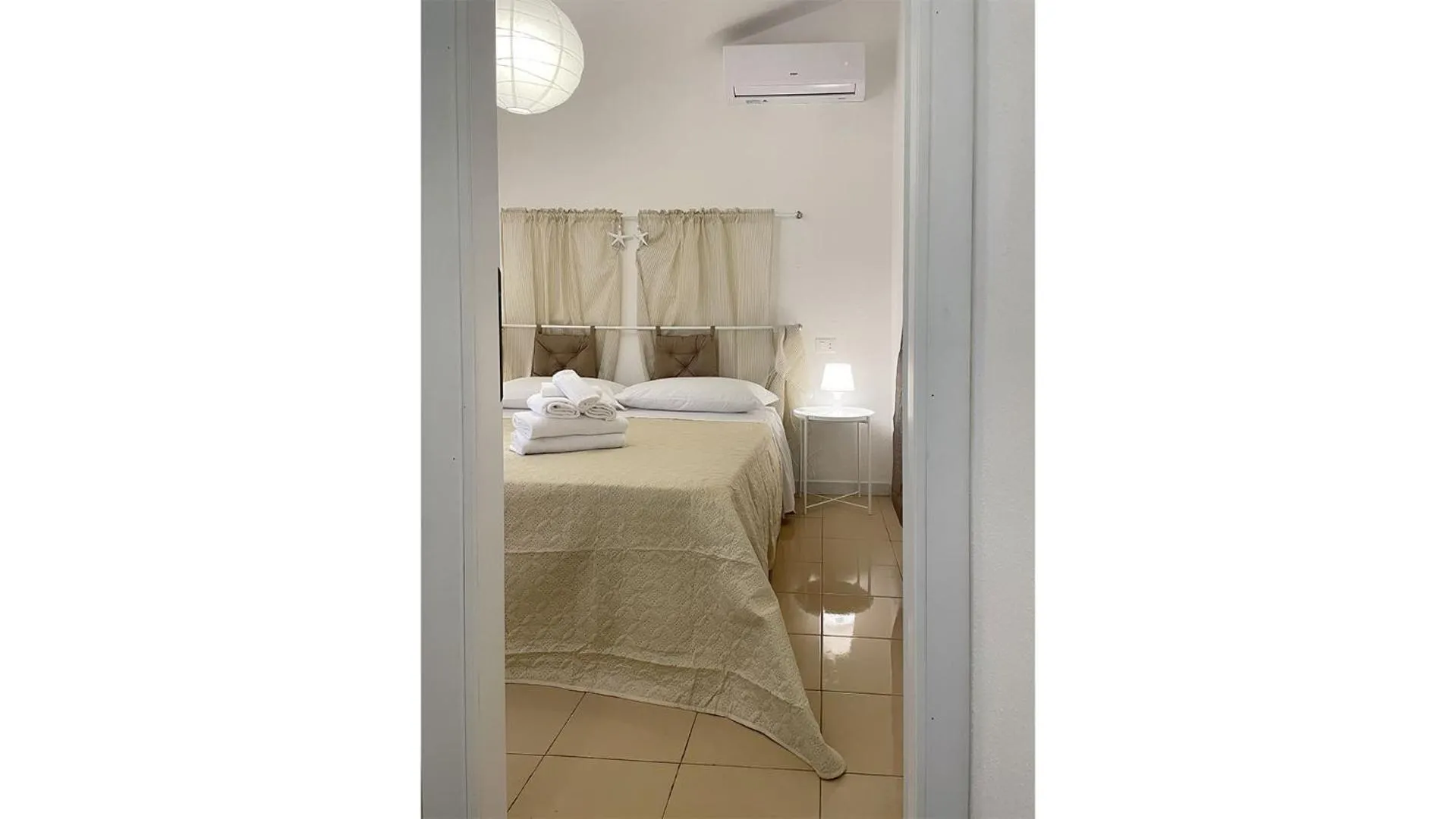 Bedroom, Bed in CASE BELVEDERE