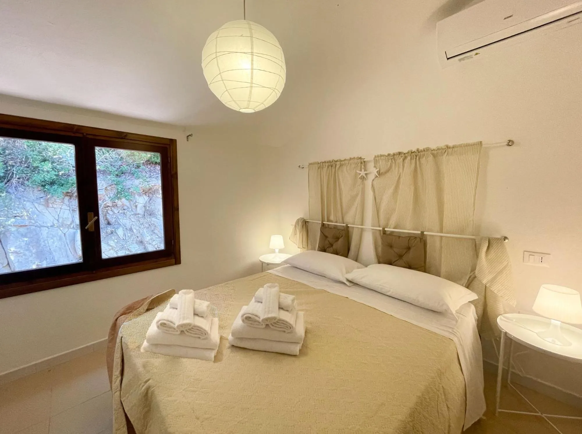 Bedroom, Bed in CASE BELVEDERE