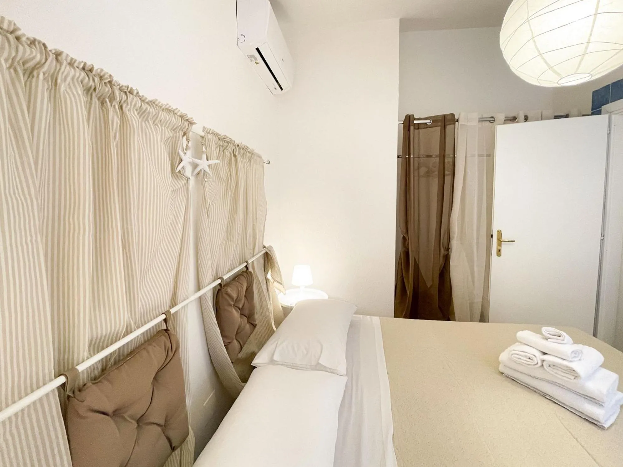 Bedroom, Bed in CASE BELVEDERE