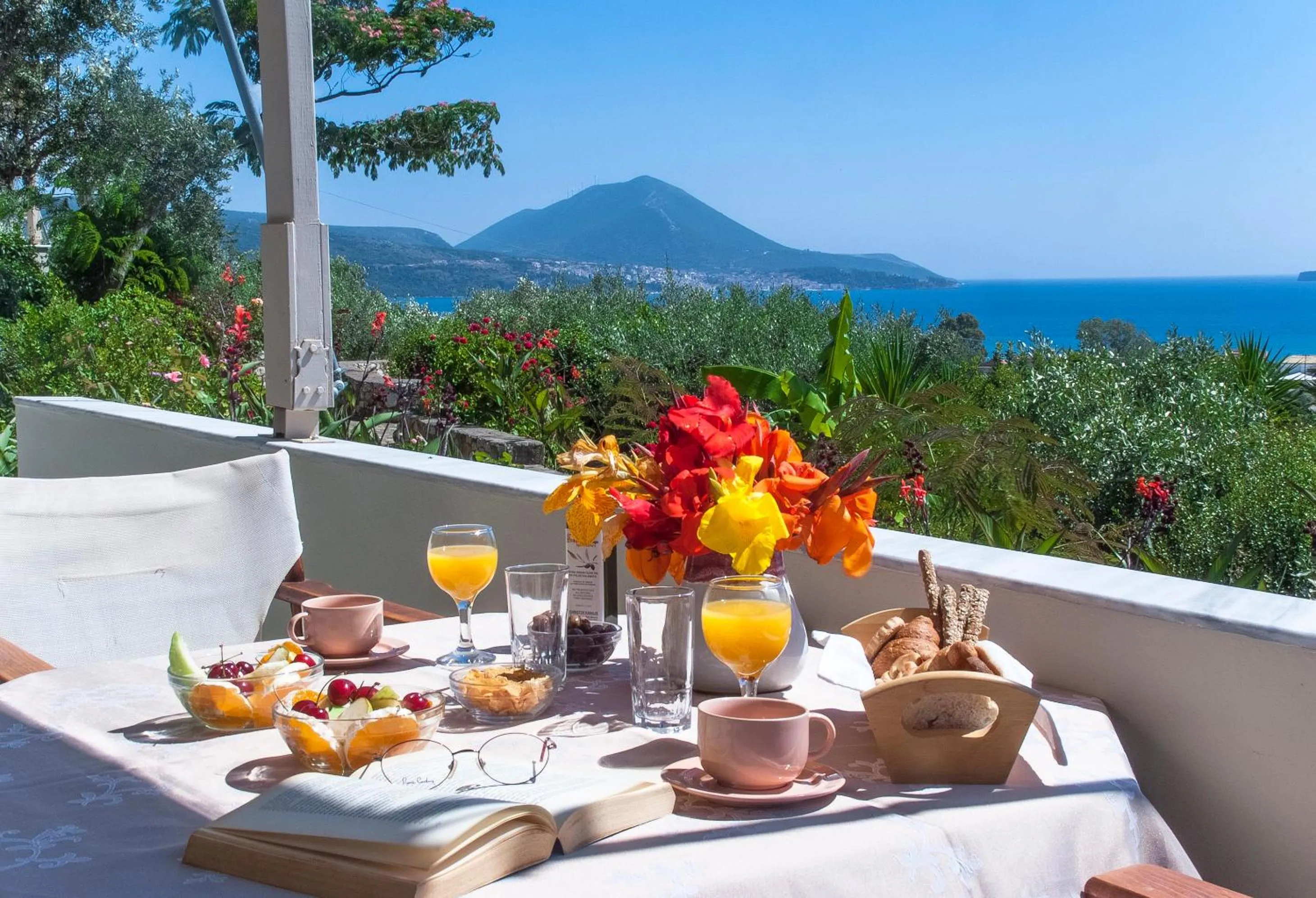 Continental breakfast in Thanos Village