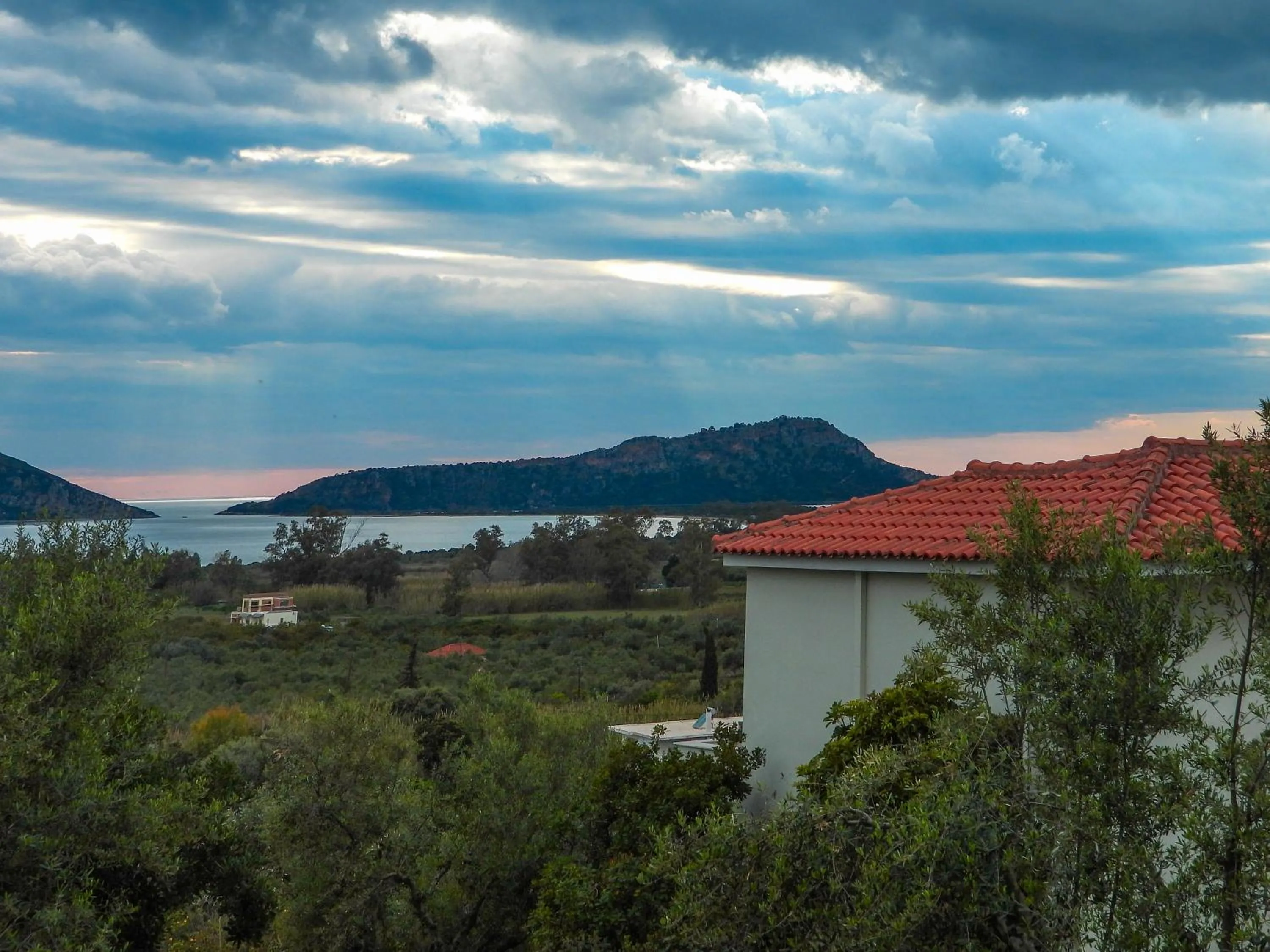 Property building in Thanos Village