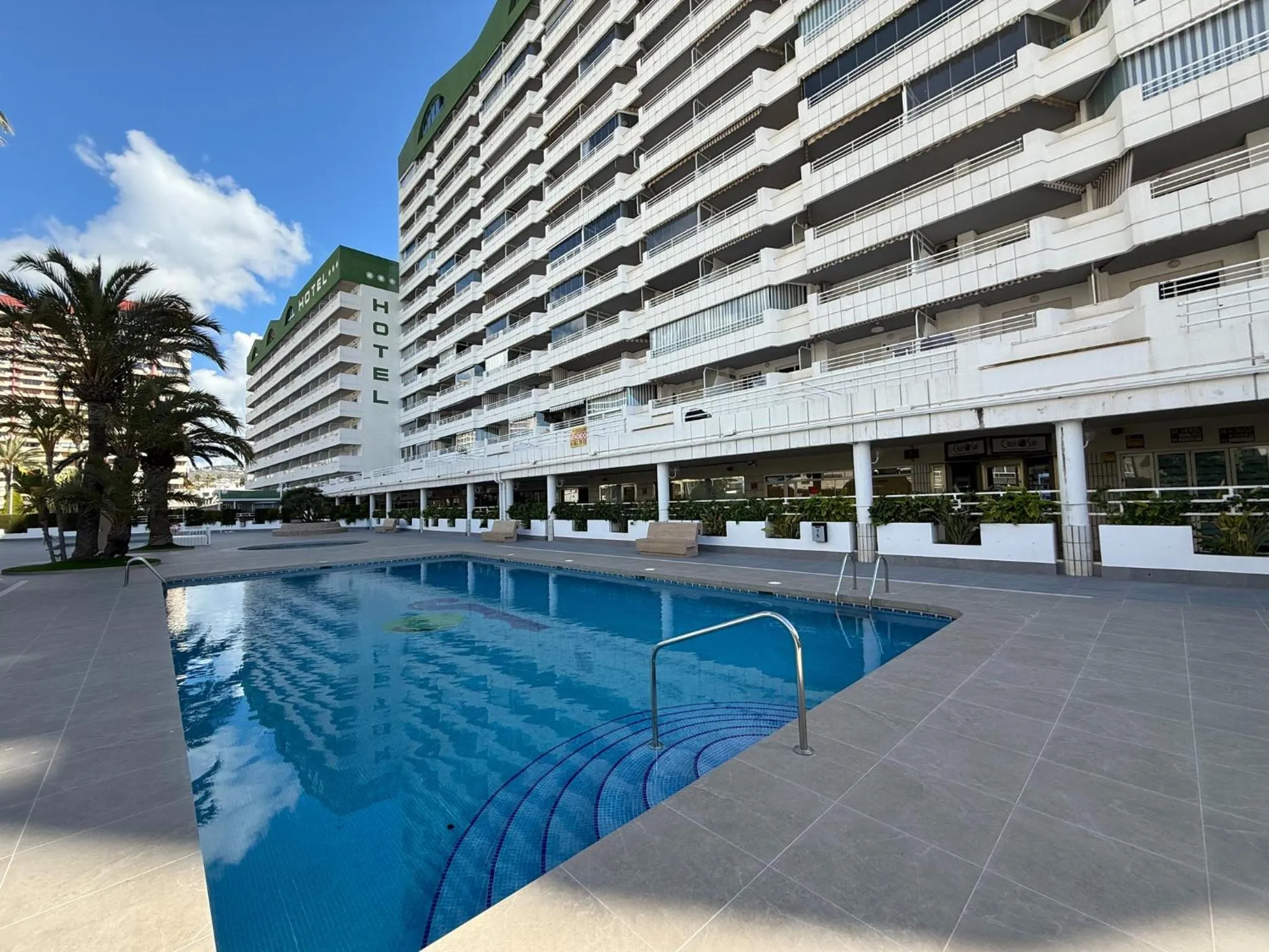 Property building in Apartamentos Esmeralda Unitursa