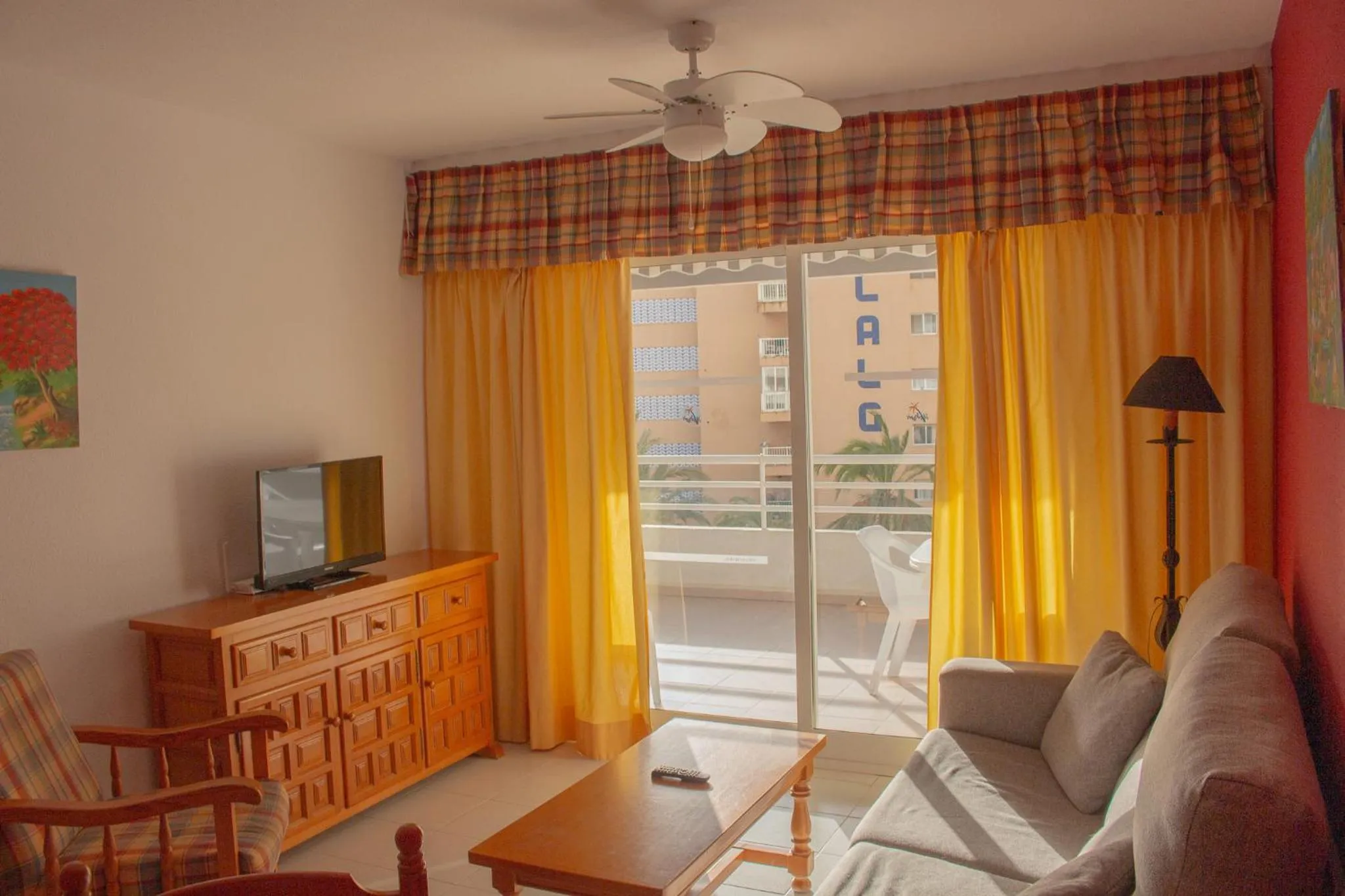 Living room in Apartamentos Esmeralda Unitursa
