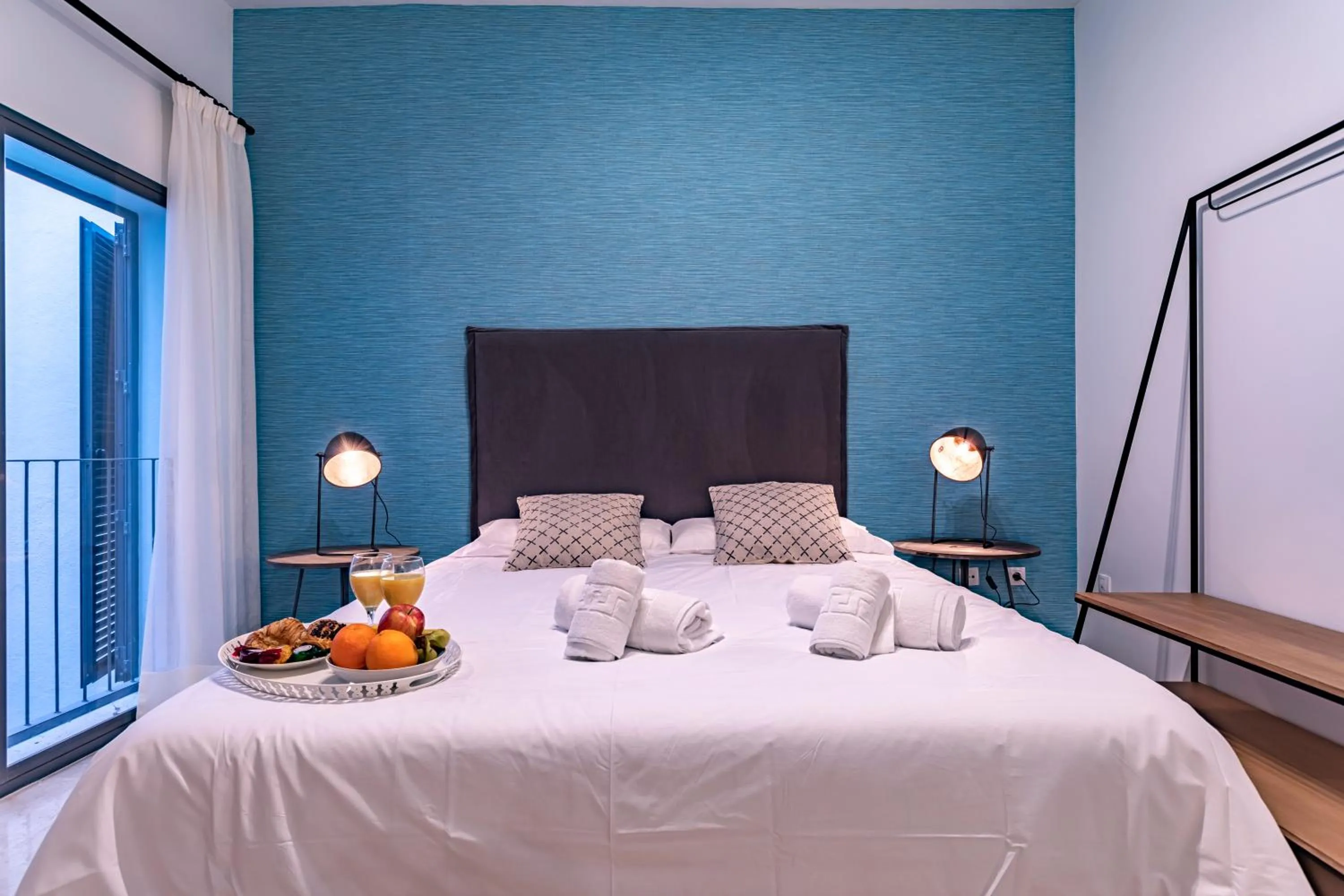 Bed in Málaga Central Suites