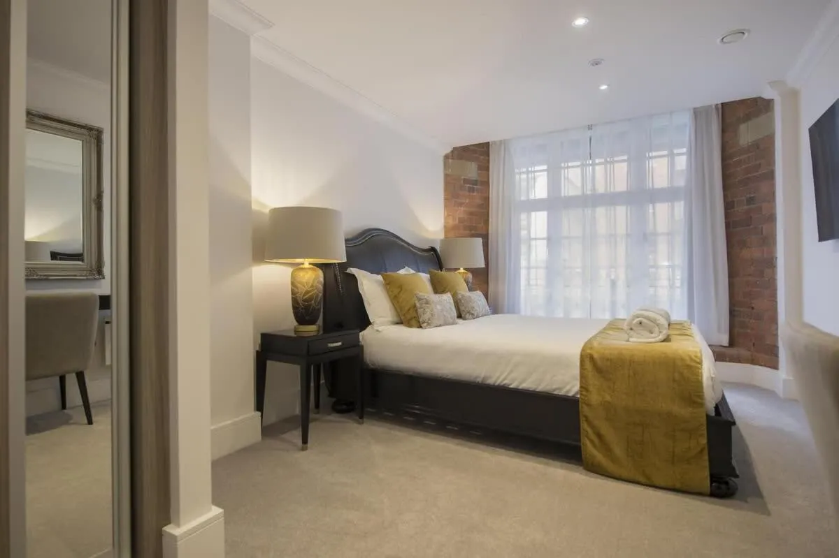 Bed in ChocoLets - The Lion Suite