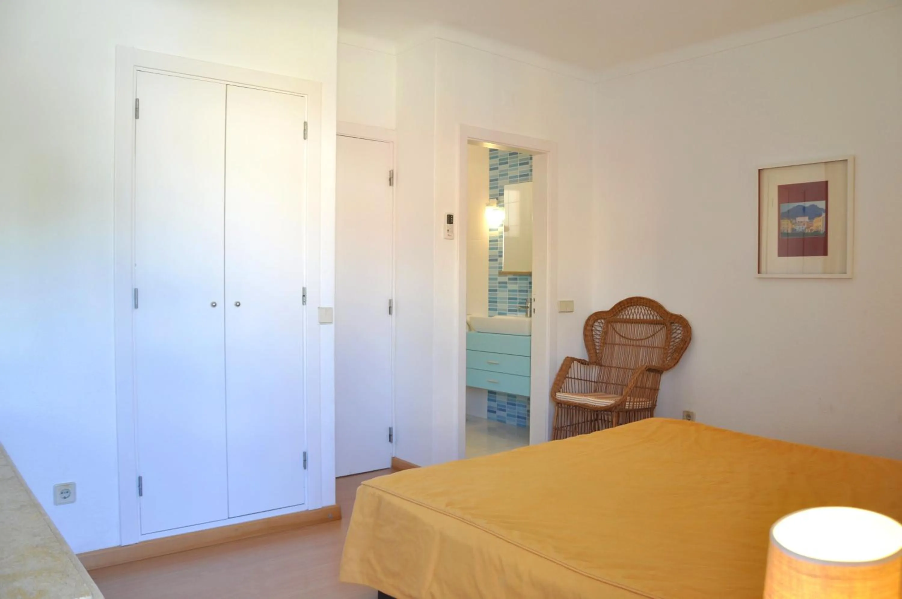 Bedroom, Bed in Stylish and well-equipped, private pool, close to amenities, free AC and Wifi
