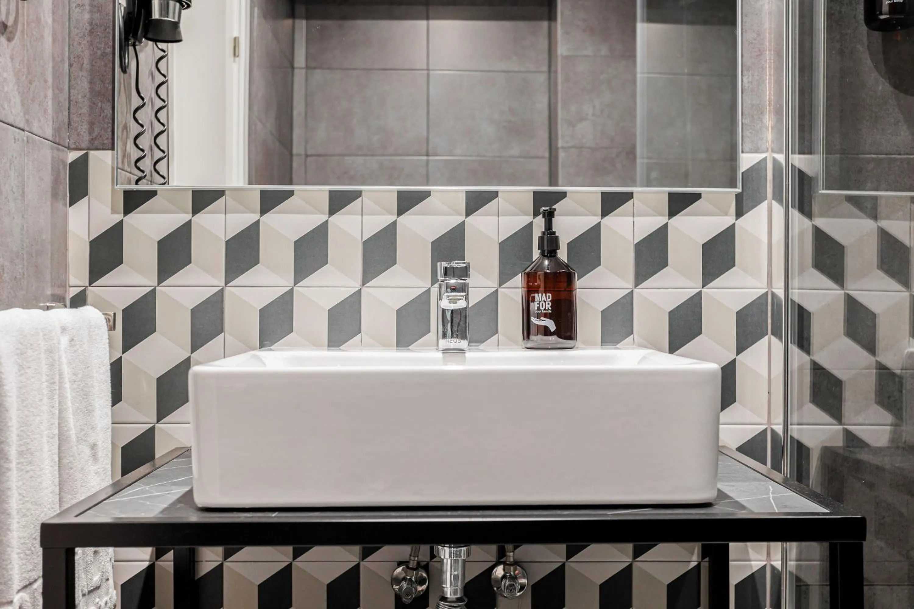 Bathroom in Hotel Acta Madfor