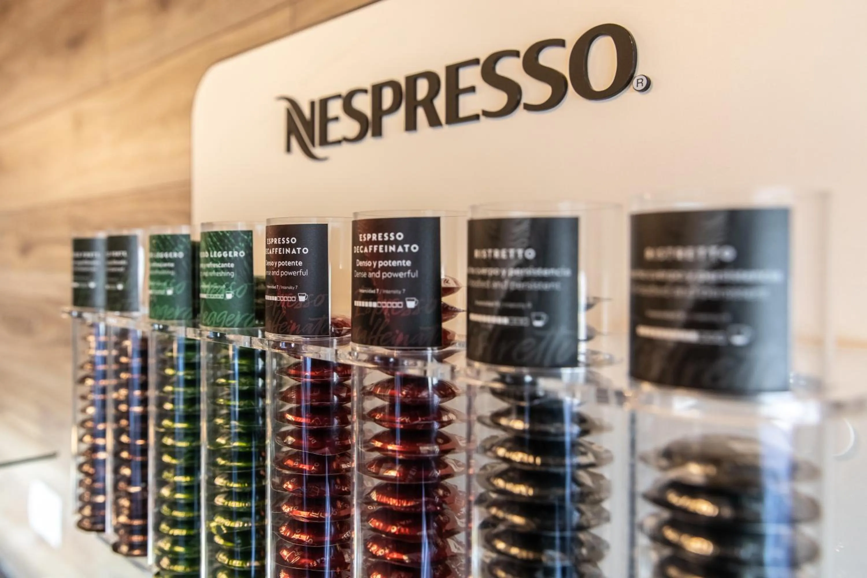 Coffee/tea facilities in Hotel Acta Madfor