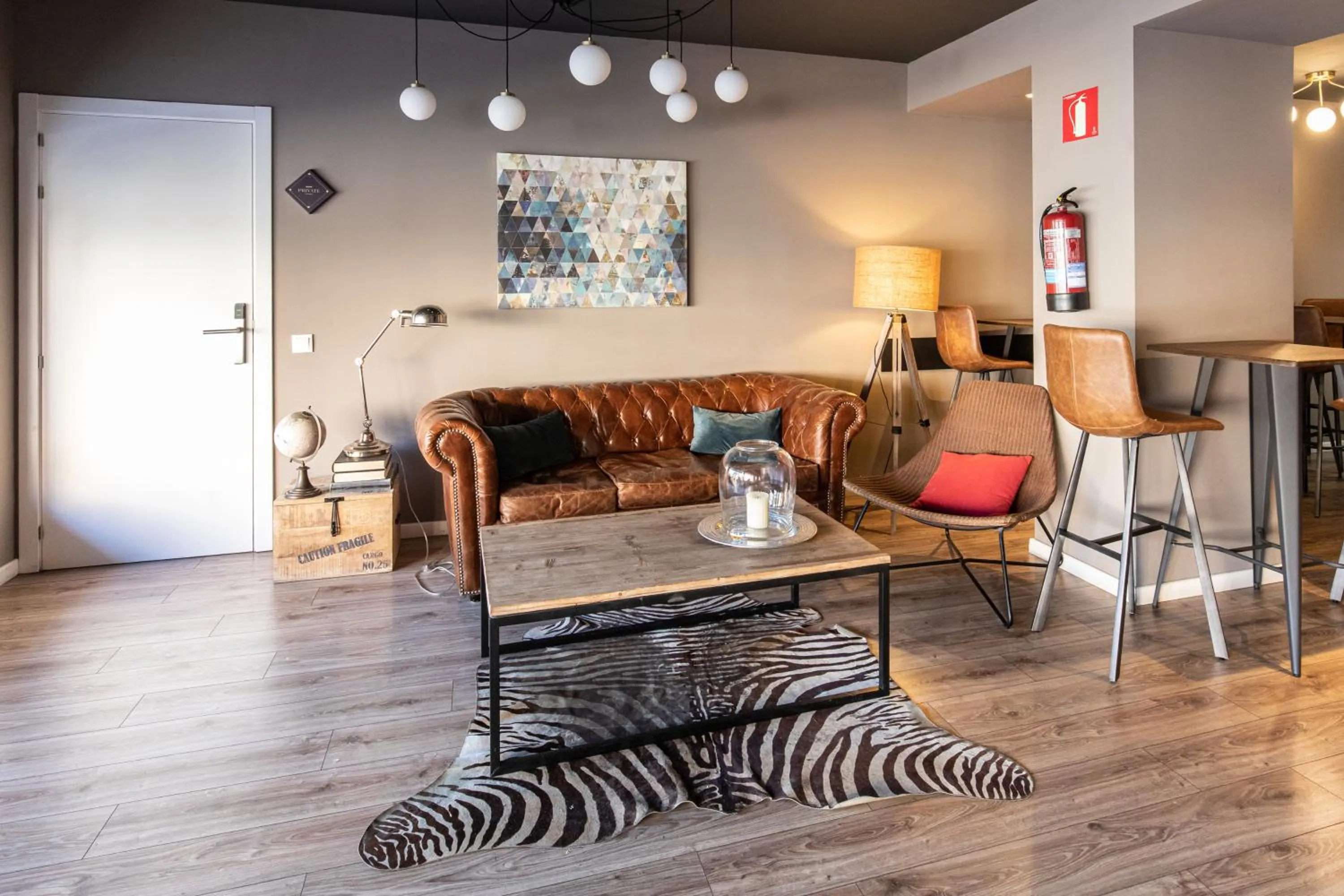 Seating area in Hotel Acta Madfor