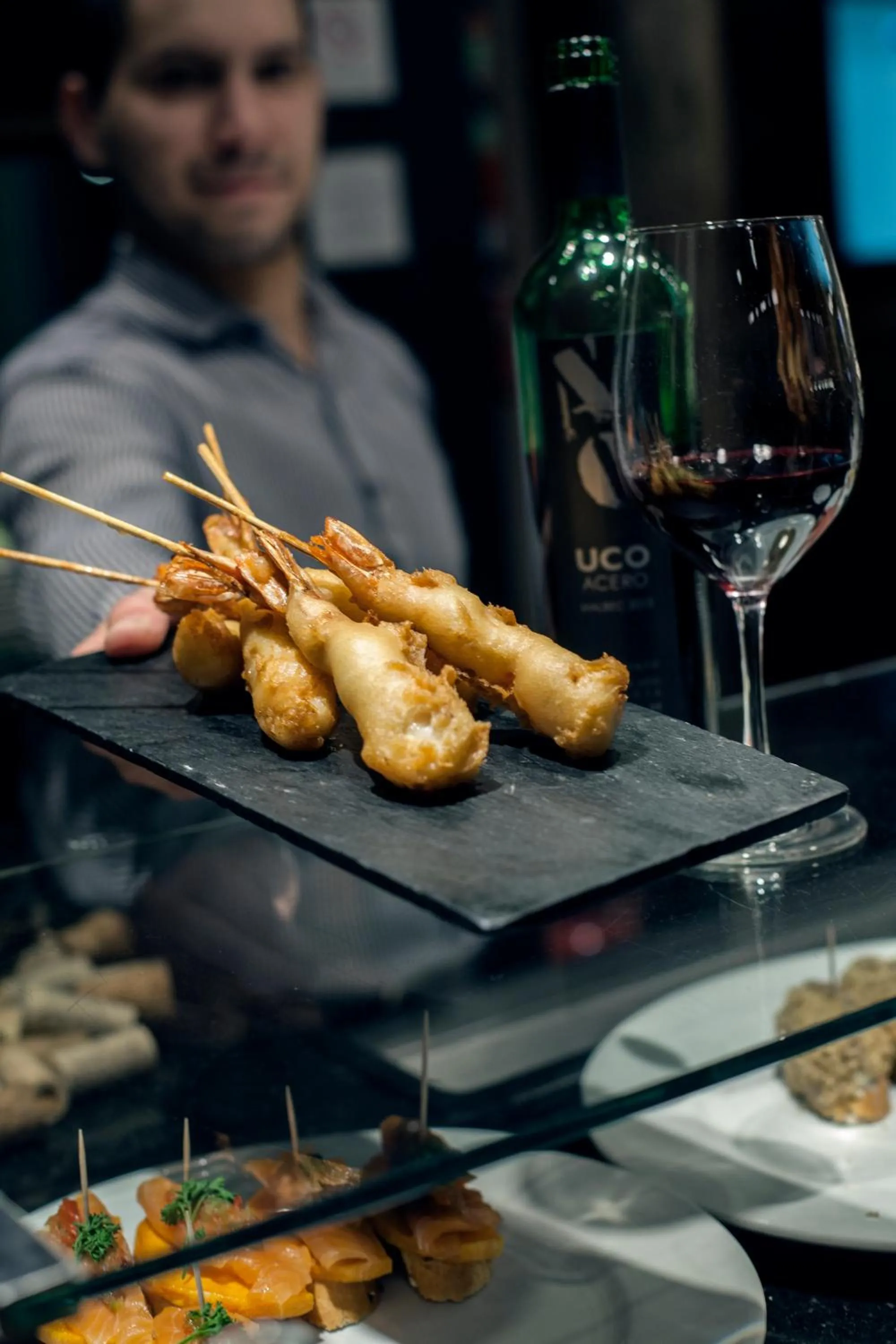 Food and drinks in Loft Osteria by Sagardi