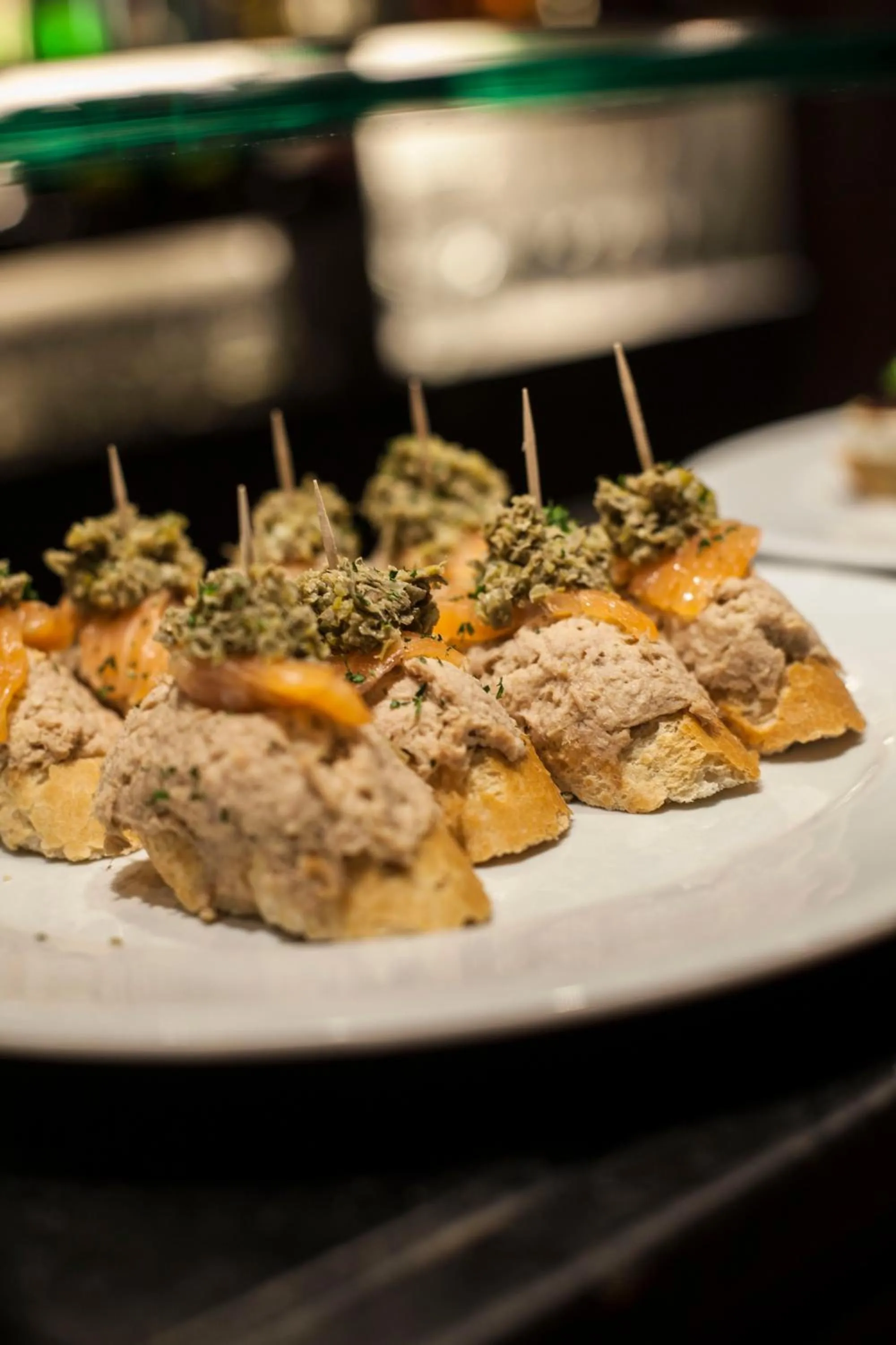 Food and drinks in Loft Osteria by Sagardi