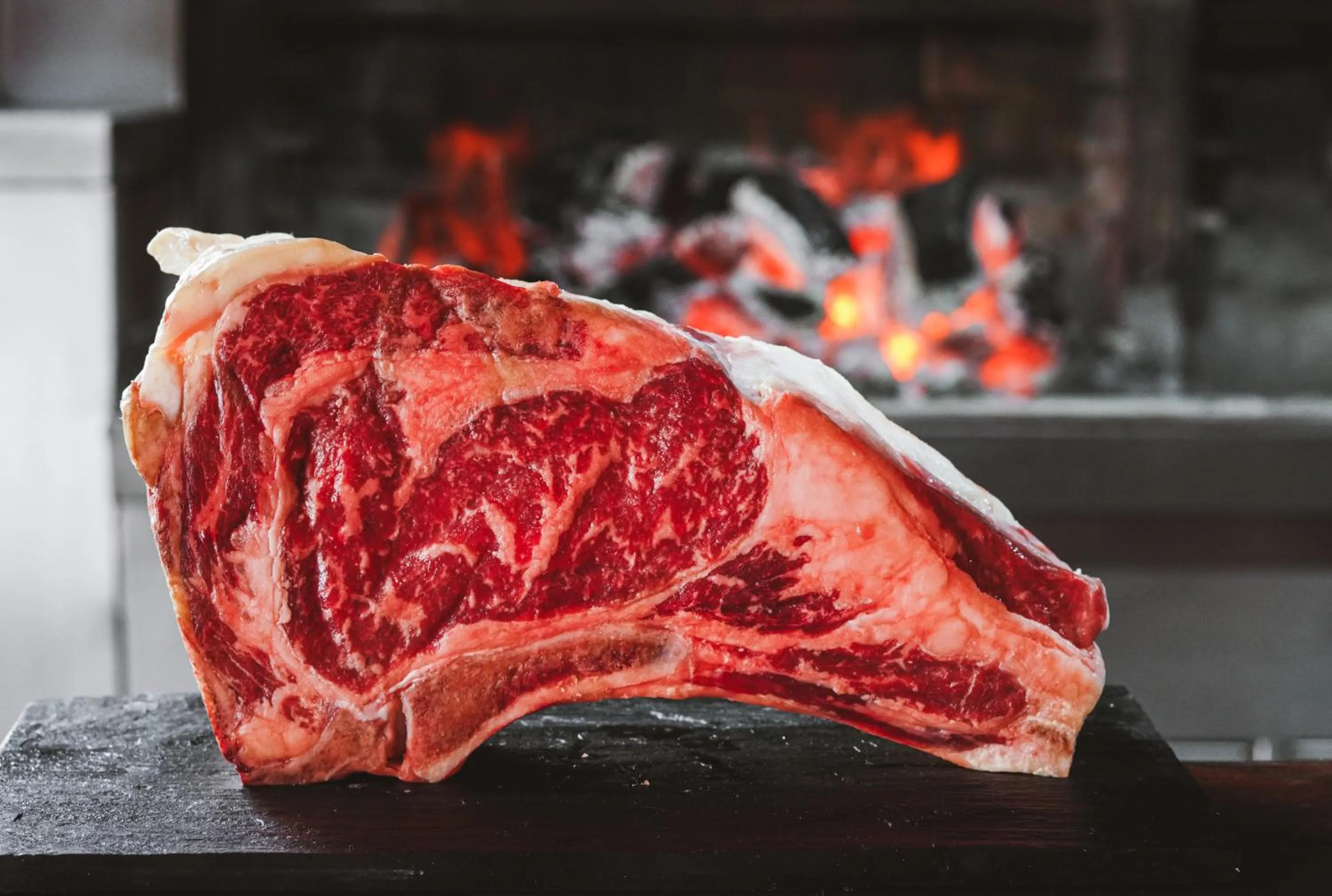 Food and drinks in Loft Osteria by Sagardi