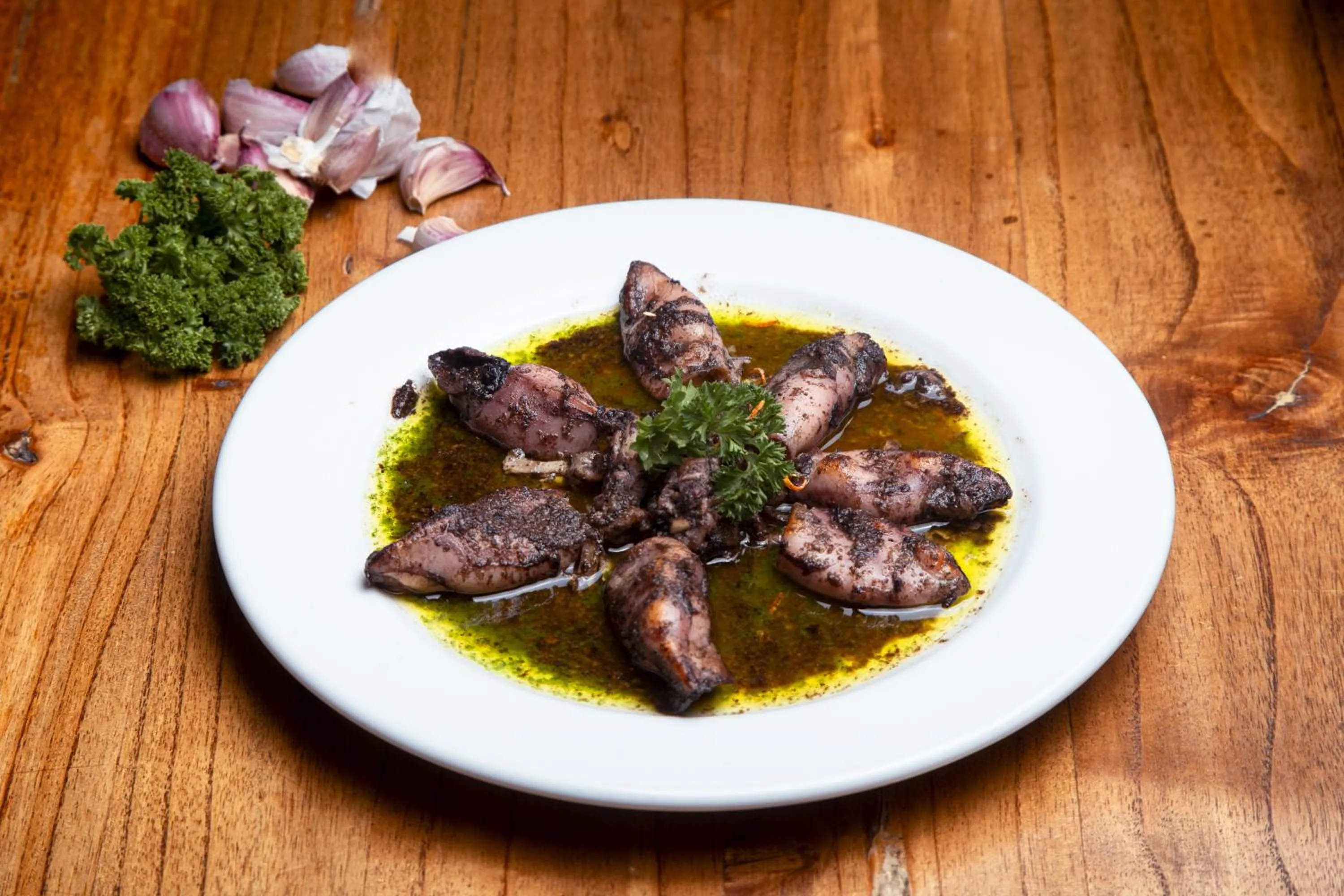 Food and drinks in Loft Osteria by Sagardi