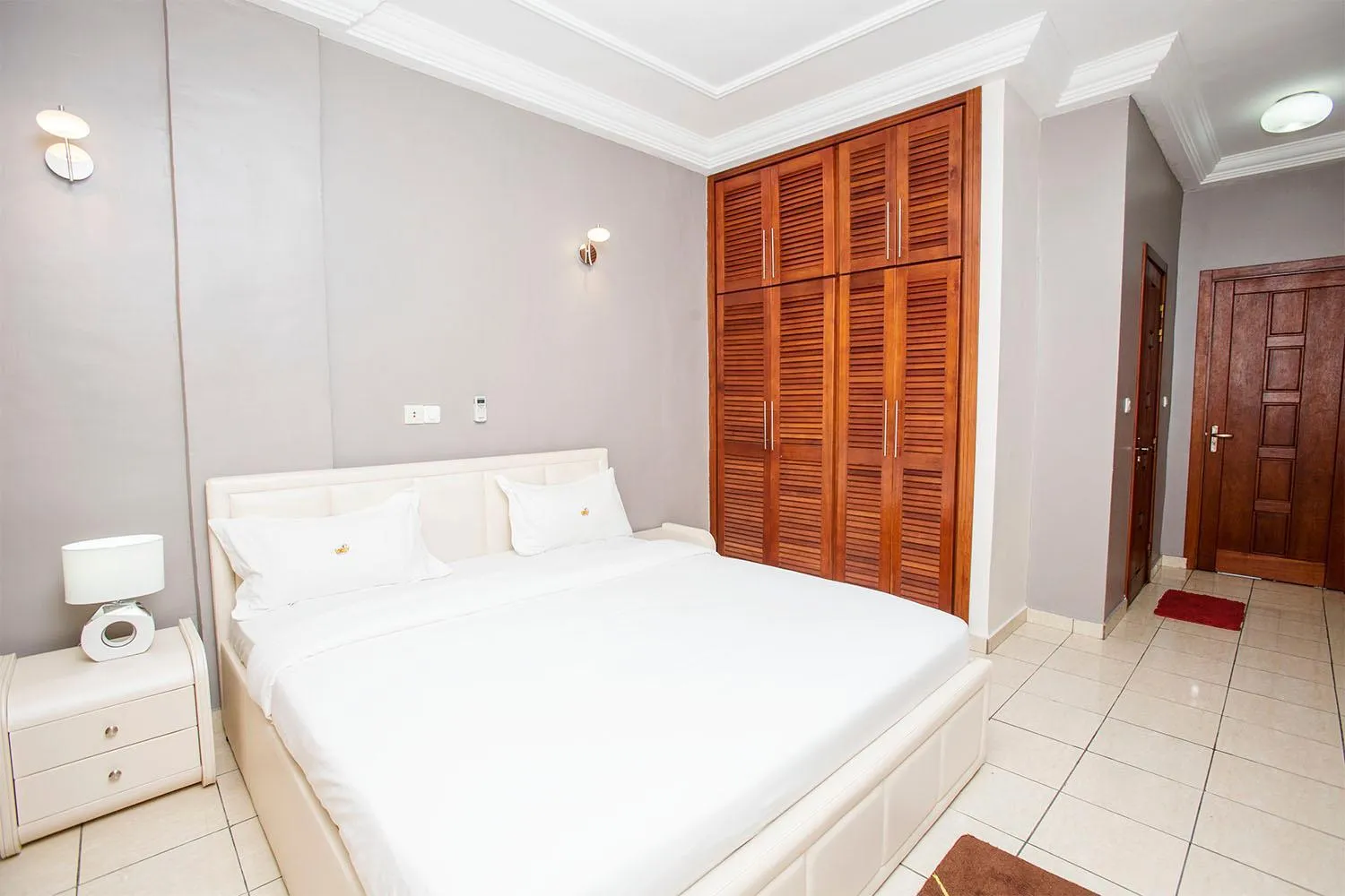 Bed in Residence Le Carat Bonapriso