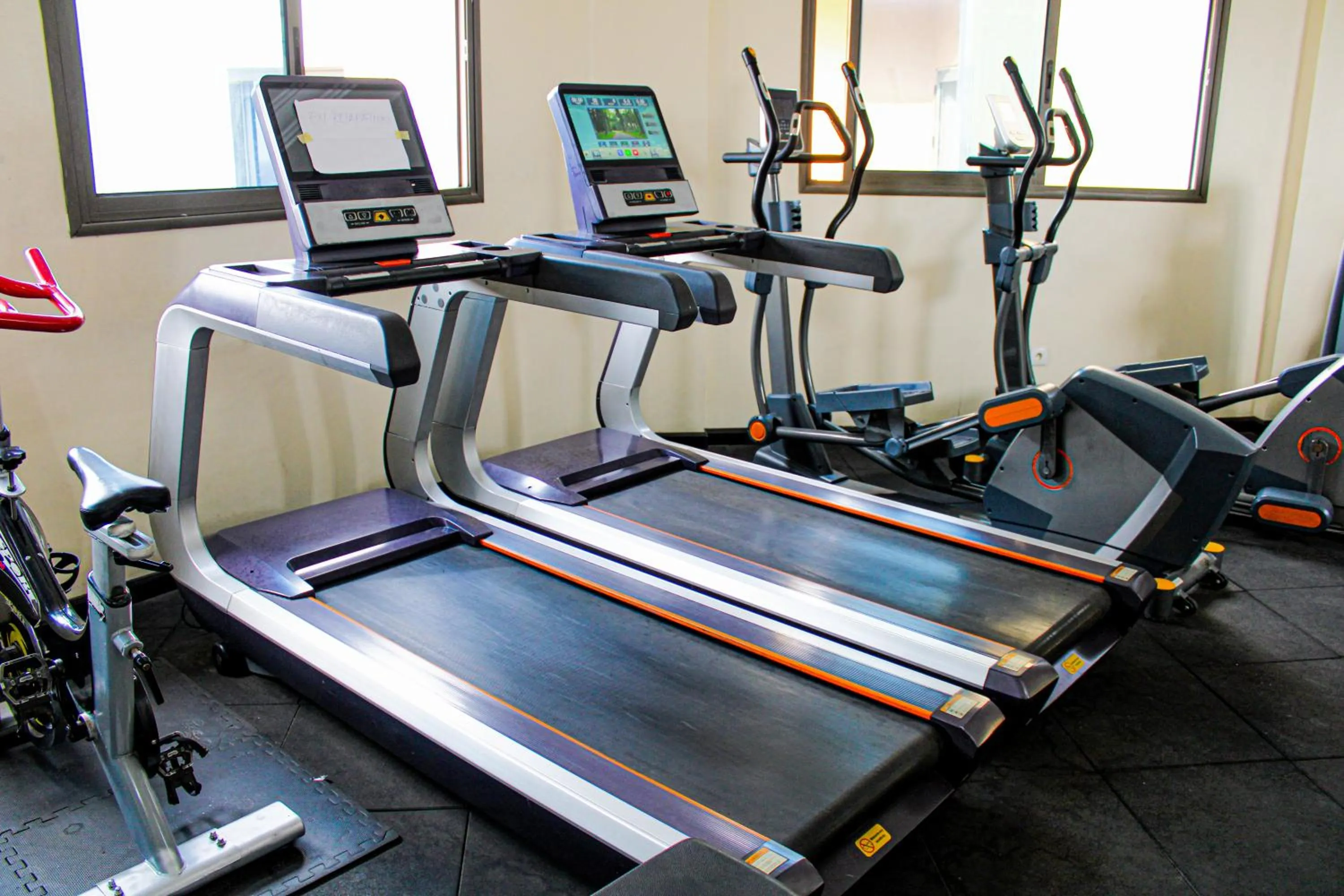 Fitness centre/facilities in Residence Le Carat Bonapriso