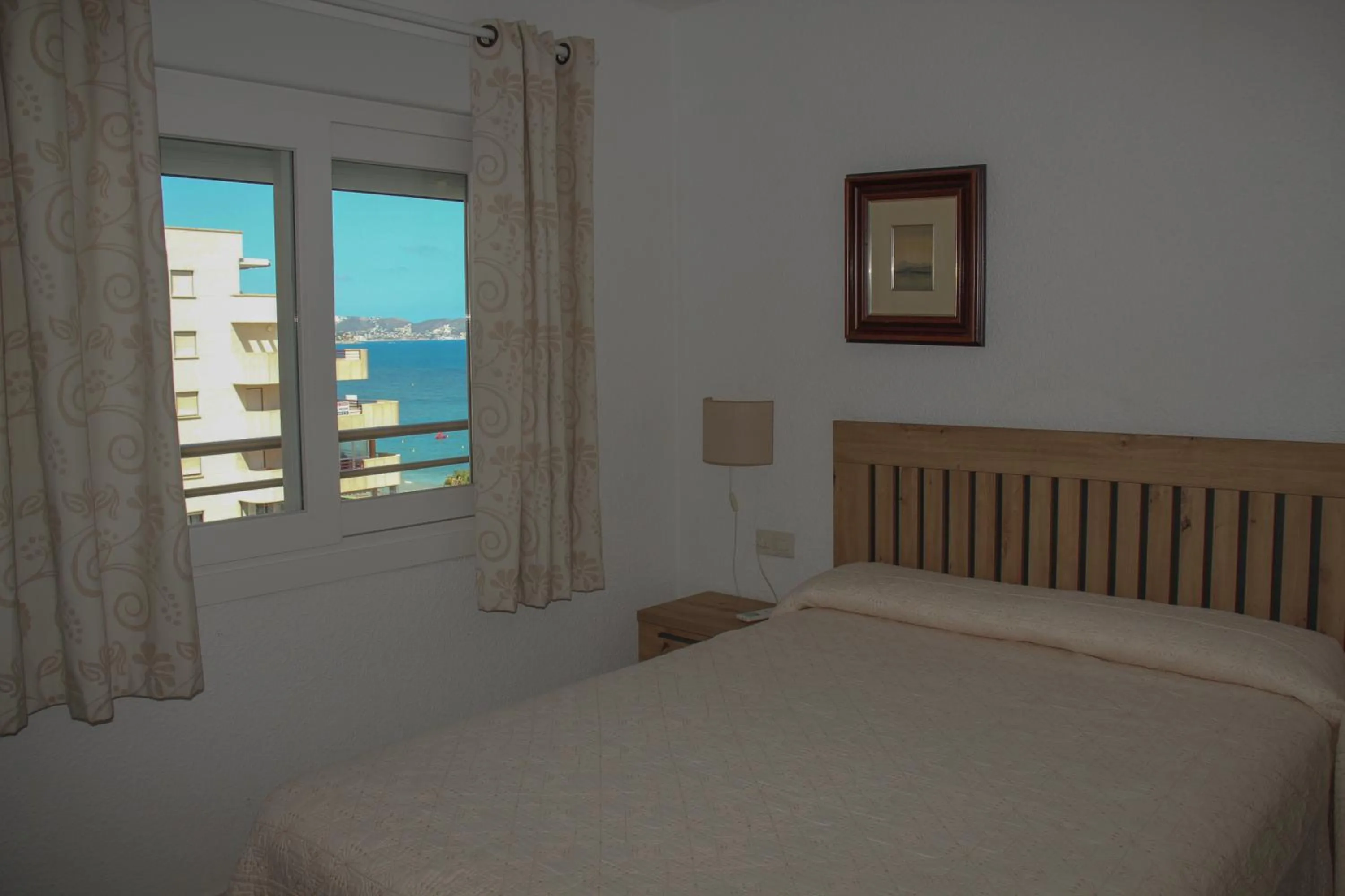 Bedroom, Bed in Apartamentos Turmalina Unitursa