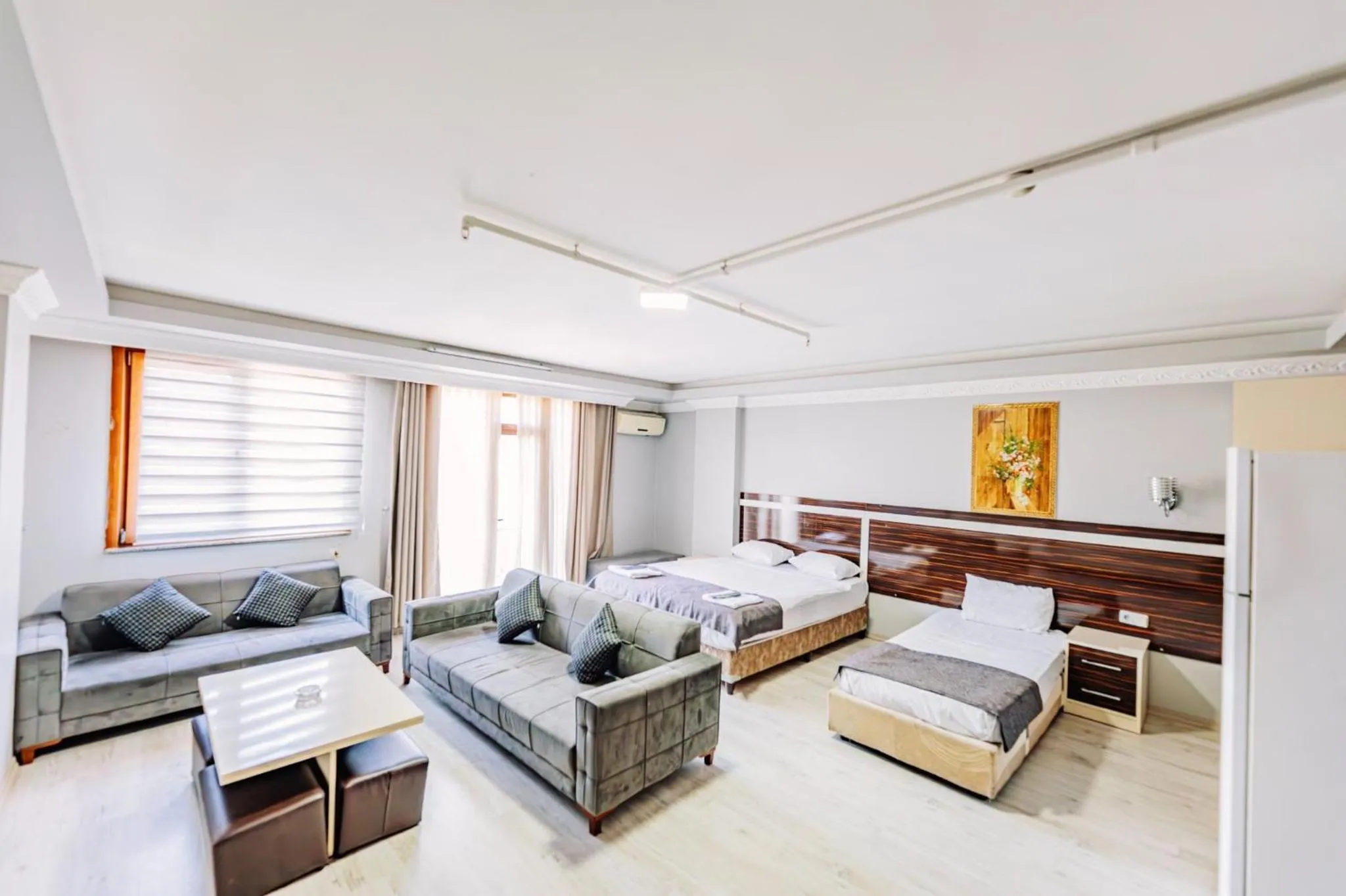 Diamond Suites Residence