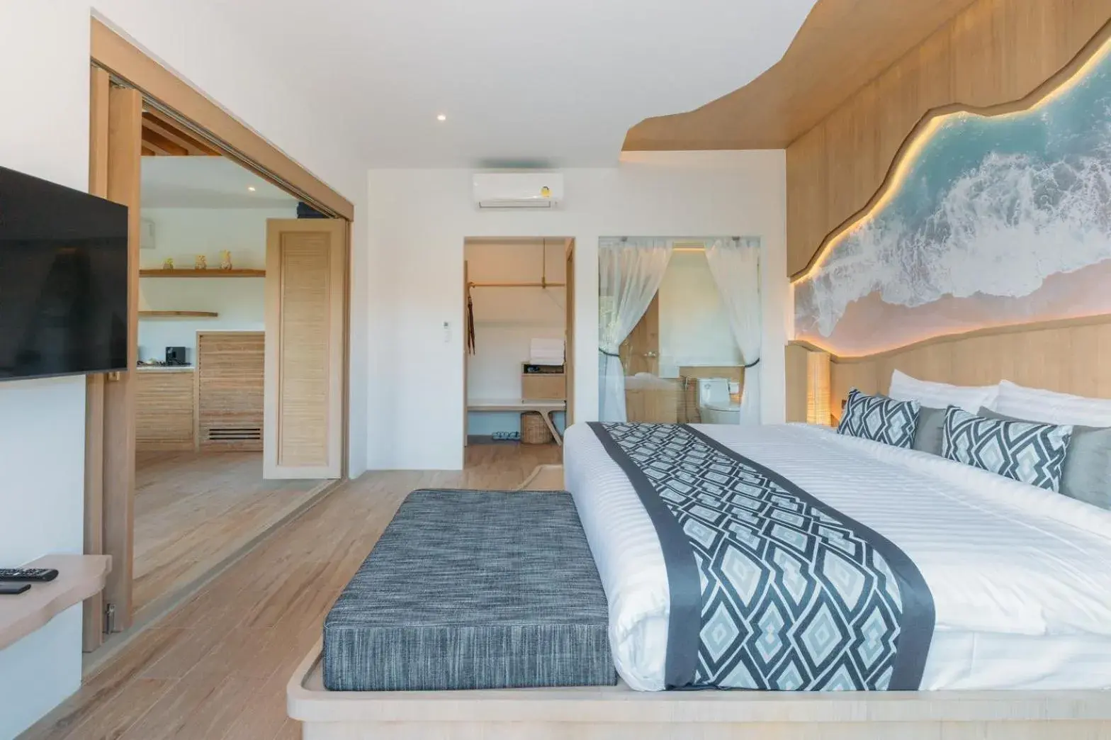 Bed in Baan Taranya Koh Yao Yai Resort Bed in Baan Taranya Koh Yao Yai Resort