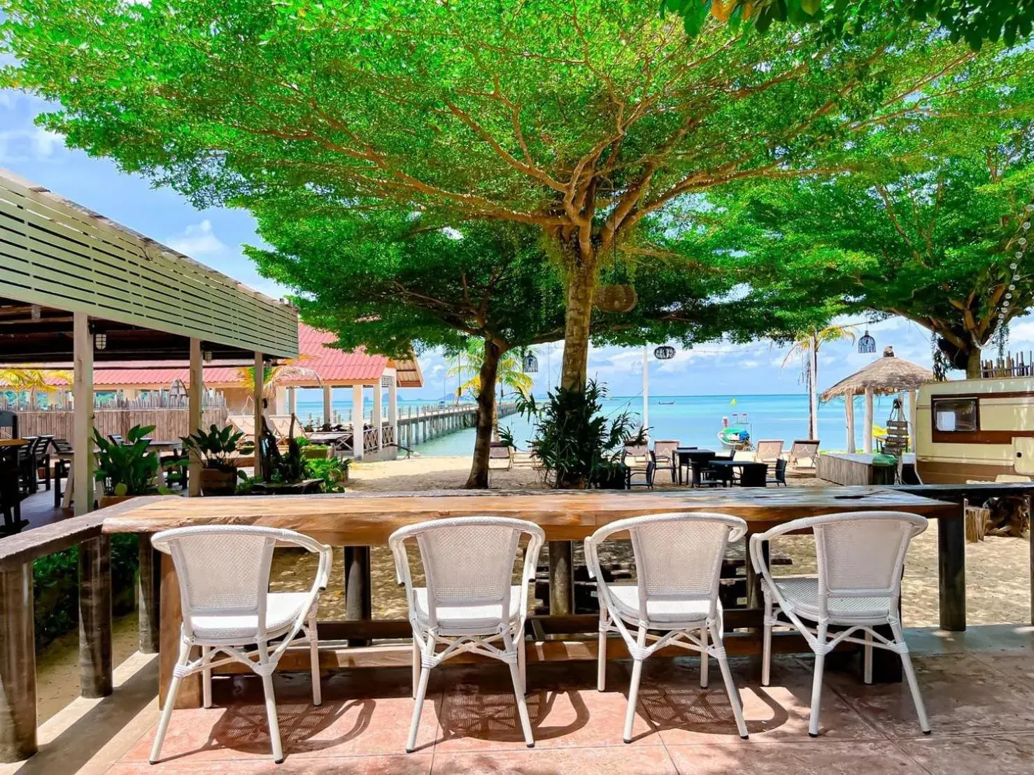 Restaurant/places to eat in Baan Taranya Koh Yao Yai Resort Restaurant/places to eat in Baan Taranya Koh Yao Yai Resort