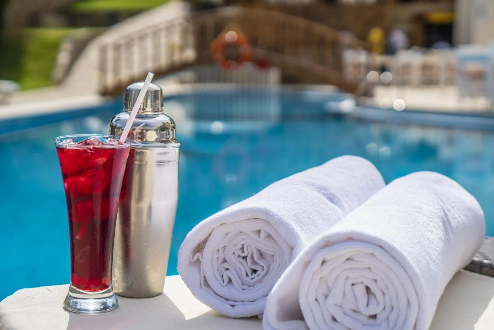 Swimming pool in Mira Suites
