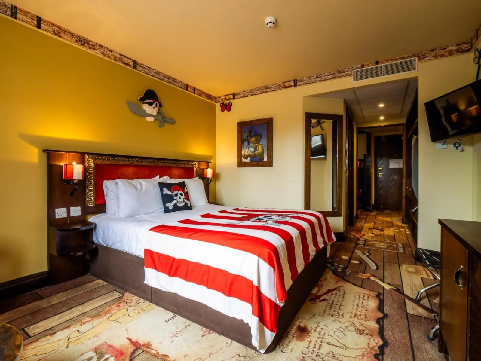 Photo of the whole room, Bed in LEGOLAND(R) Windsor Resort