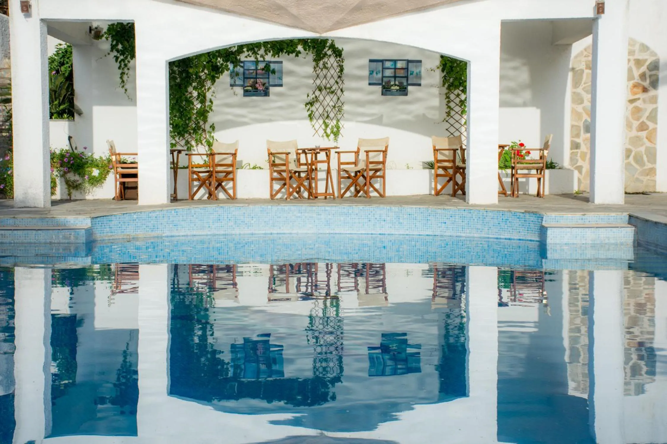 Swimming pool in Seralis Pelion