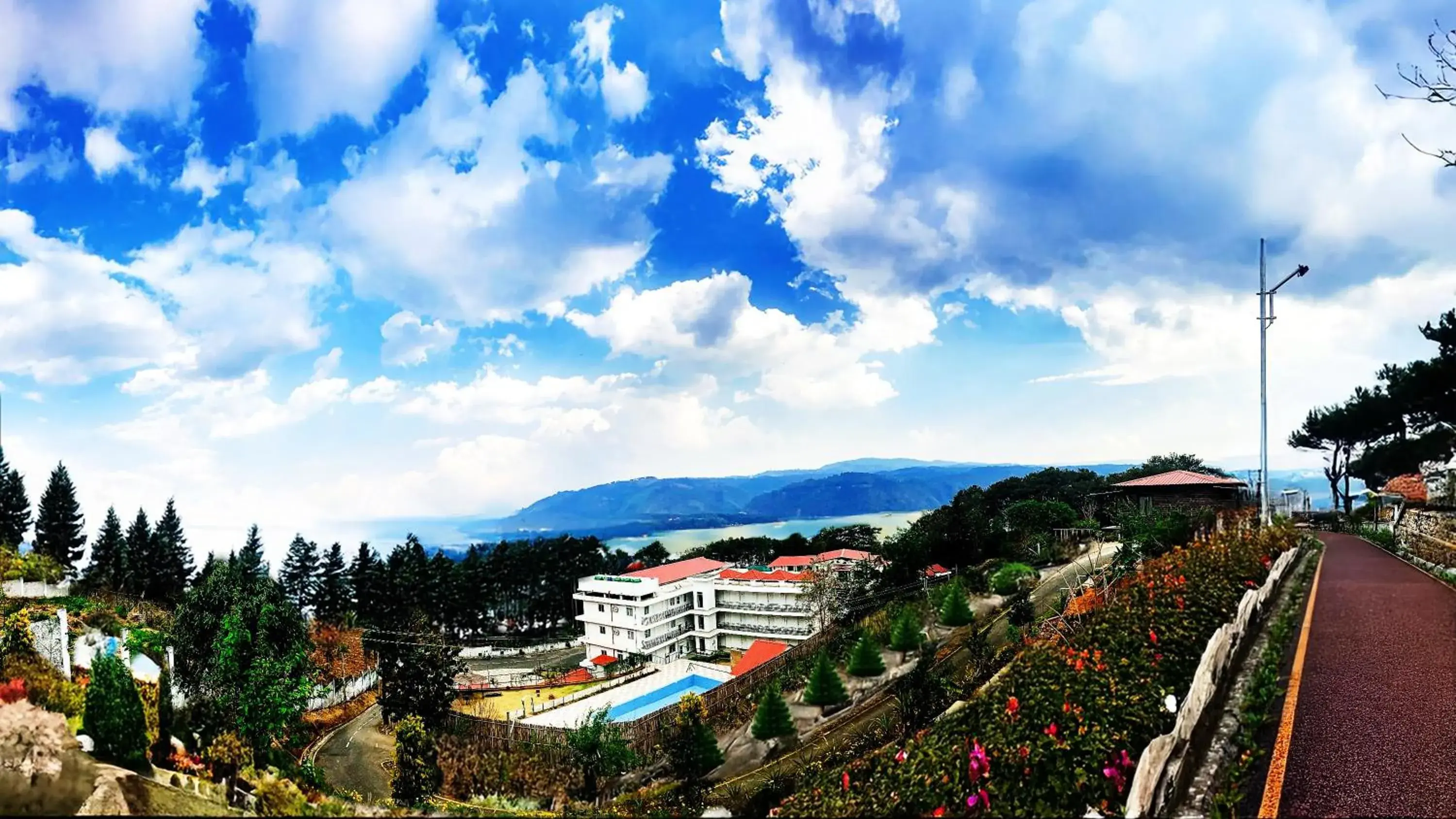 La Nicholas Lake View by Summit Hotels La Nicholas Lake View by Summit Hotels