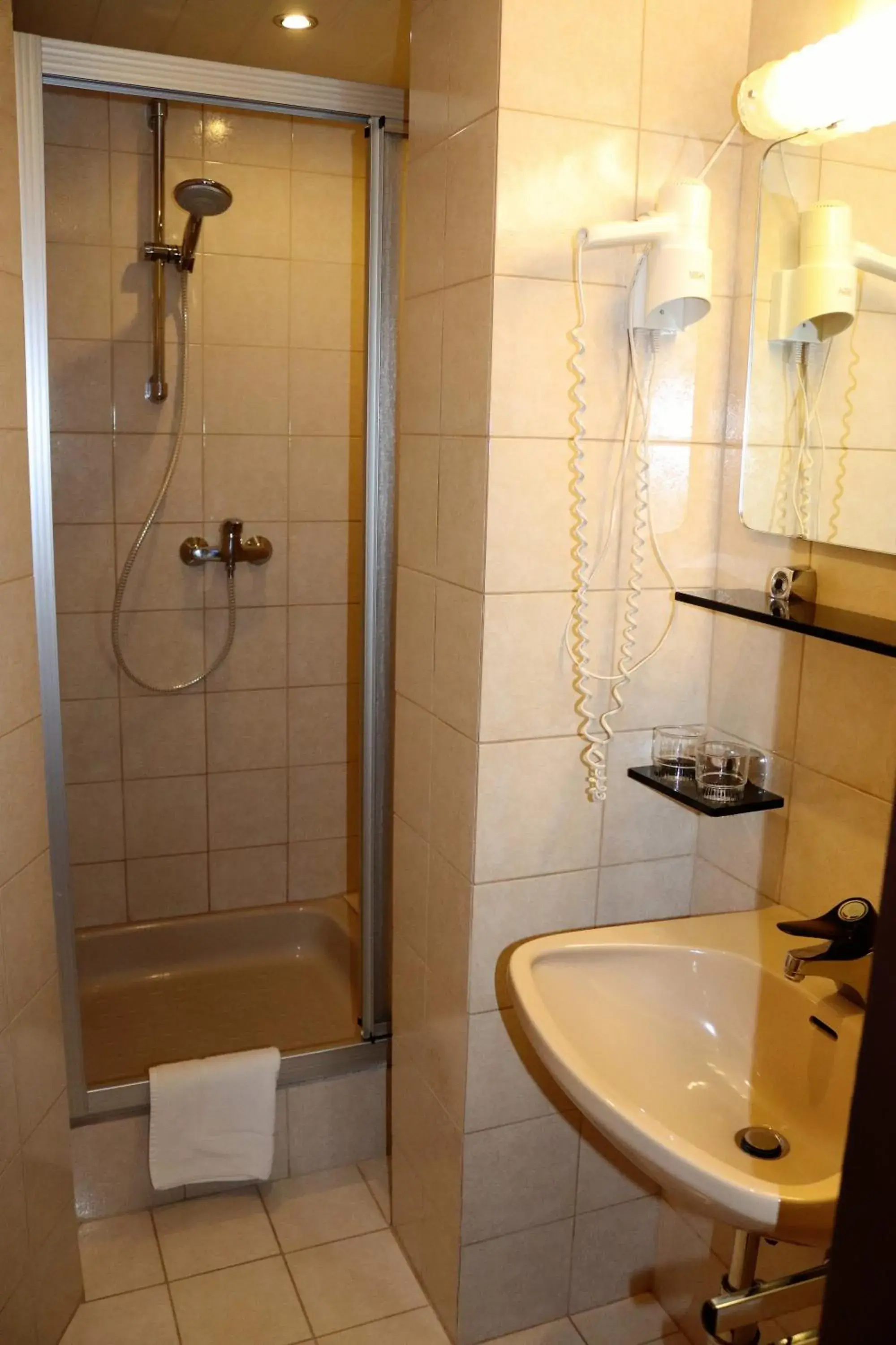 Standard Double Room in Hotel Rupertihaus Standard Double Room in Hotel Rupertihaus