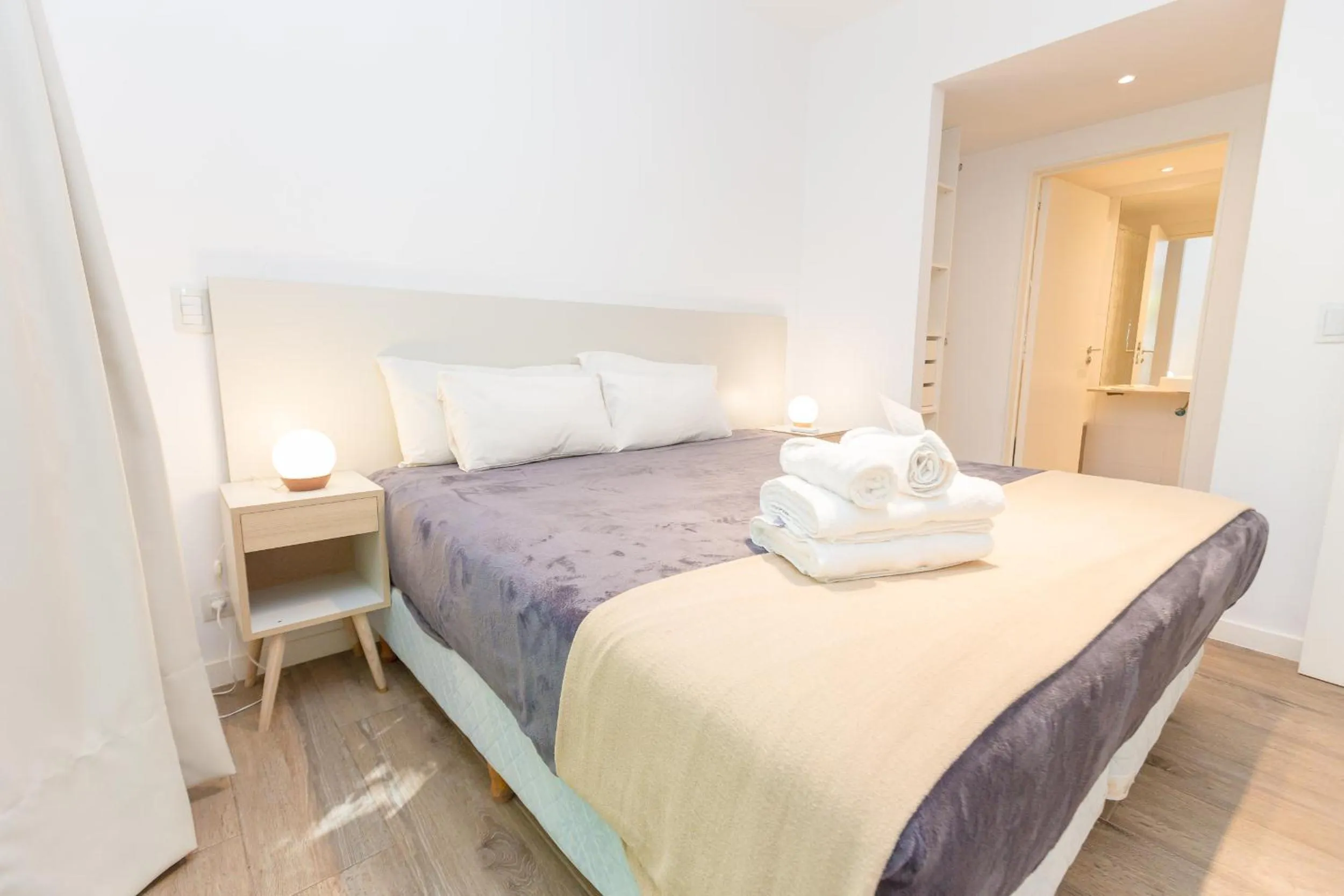 Bed in Babel Belgrano