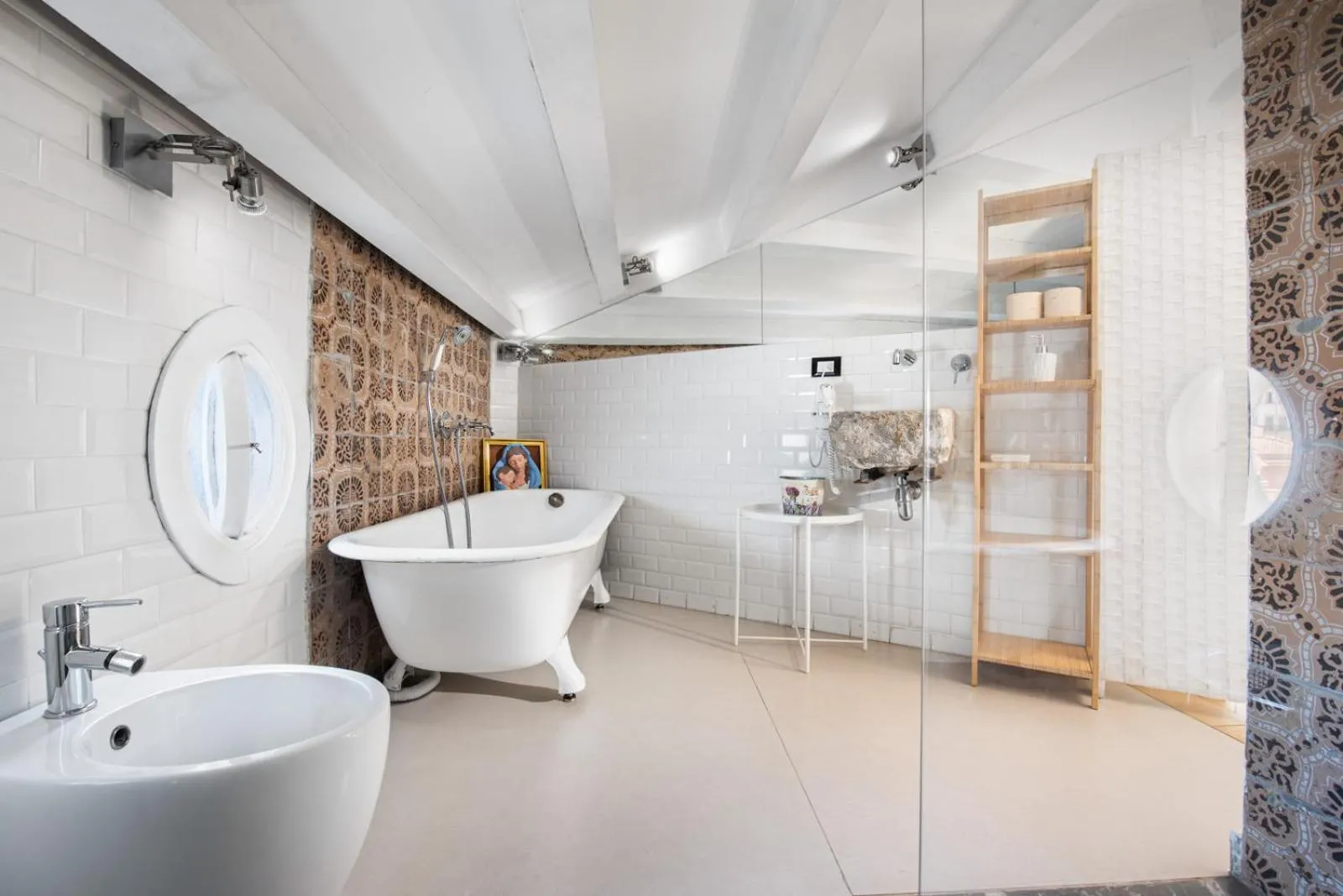 Porta di Castro Hotel & Pool