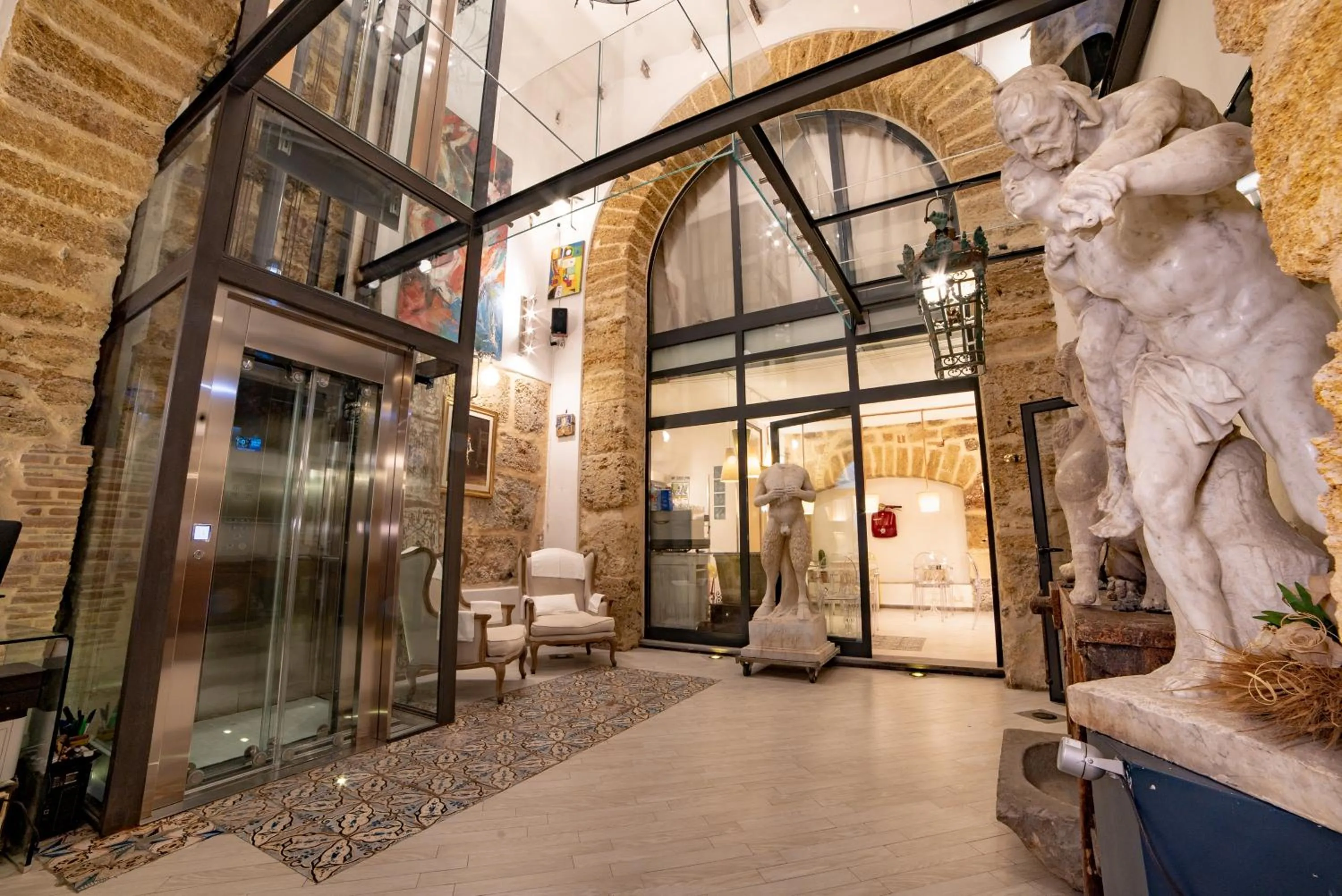 Facade/entrance in Porta di Castro Hotel & Pool